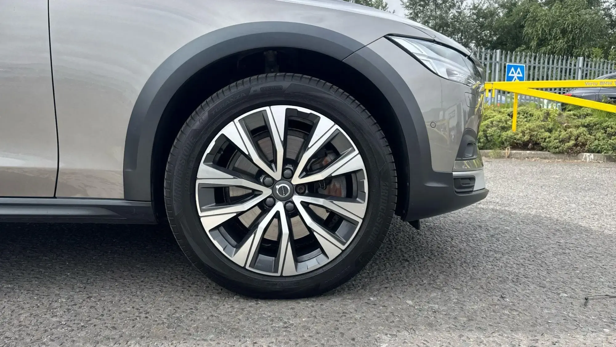 Volvo V90 Cross Country Image 63