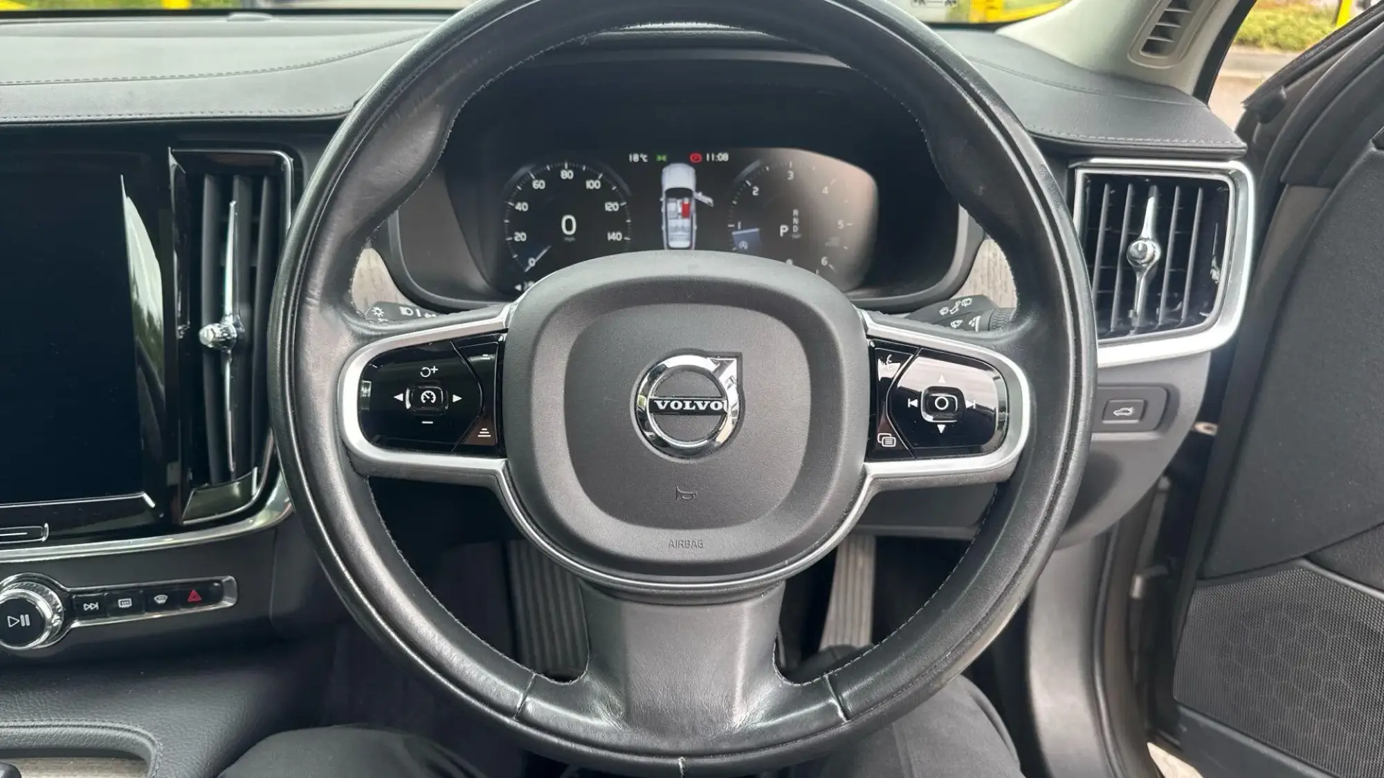 Volvo V90 Cross Country Image 77
