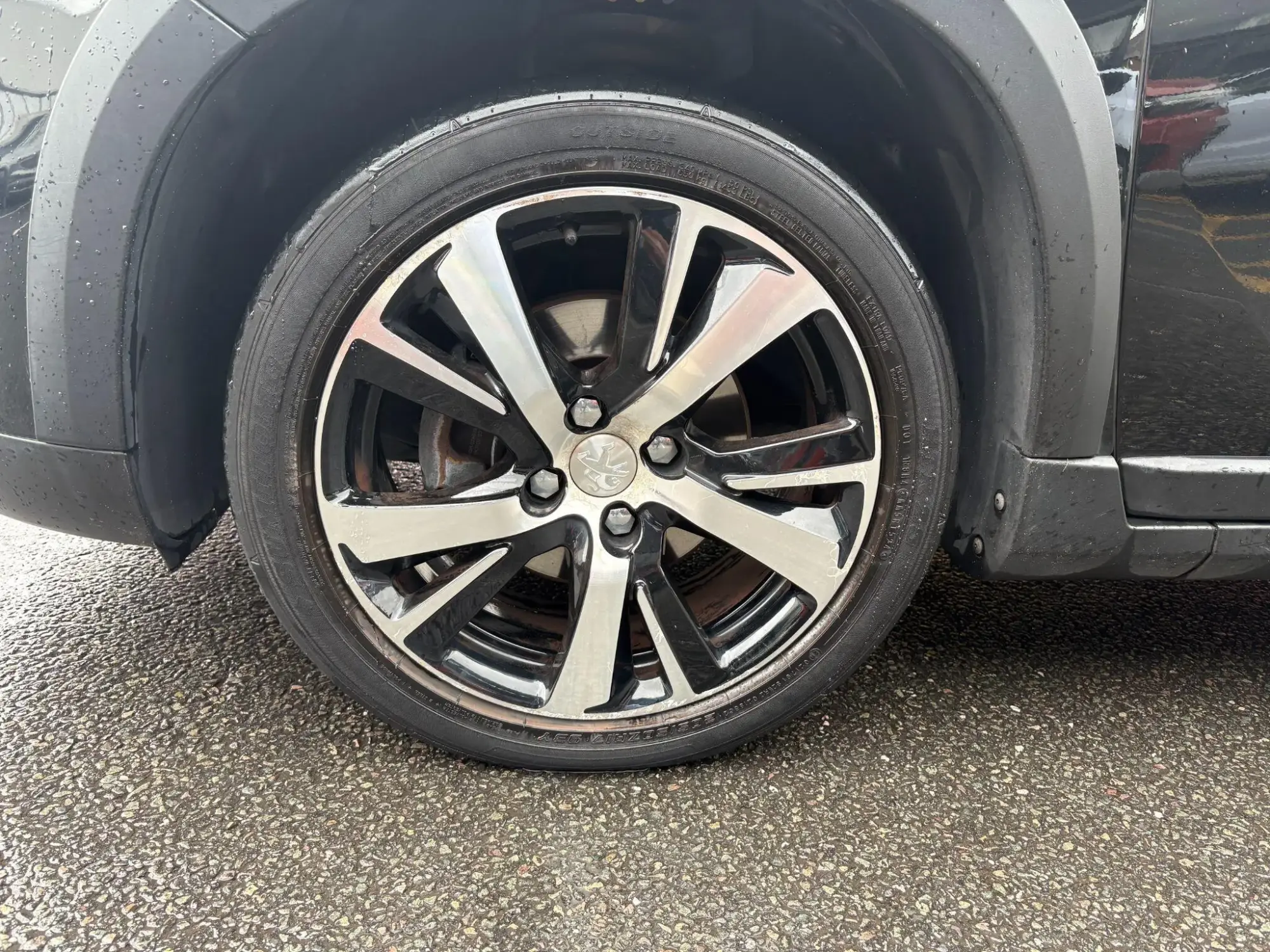 Peugeot 2008 Image 17