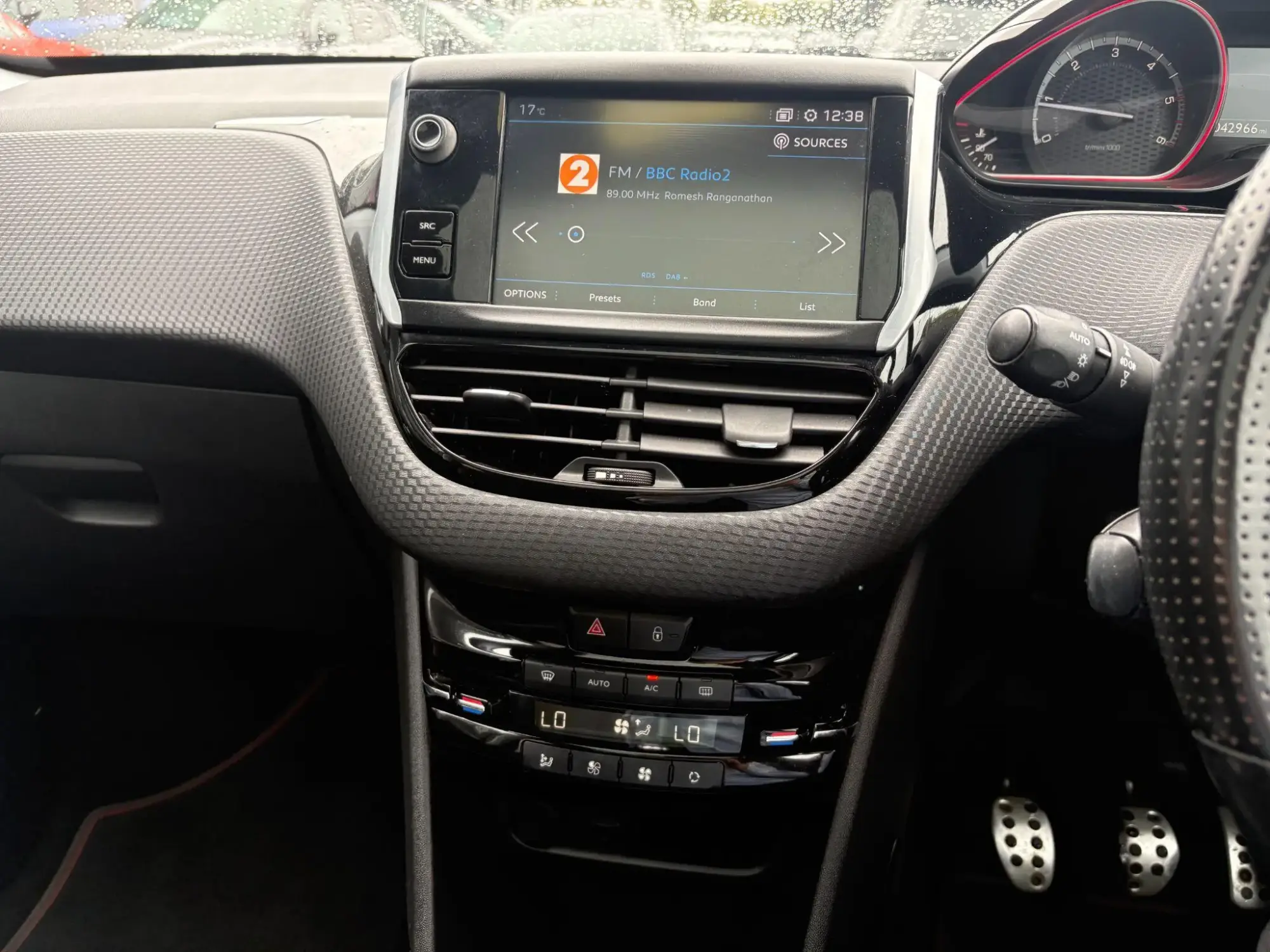 Peugeot 2008 Image 18