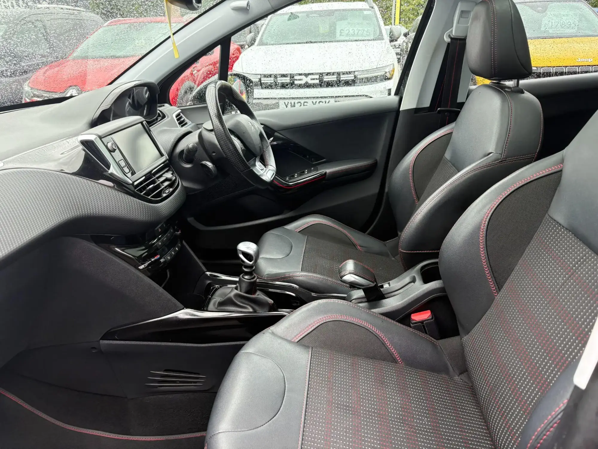Peugeot 2008 Image 24
