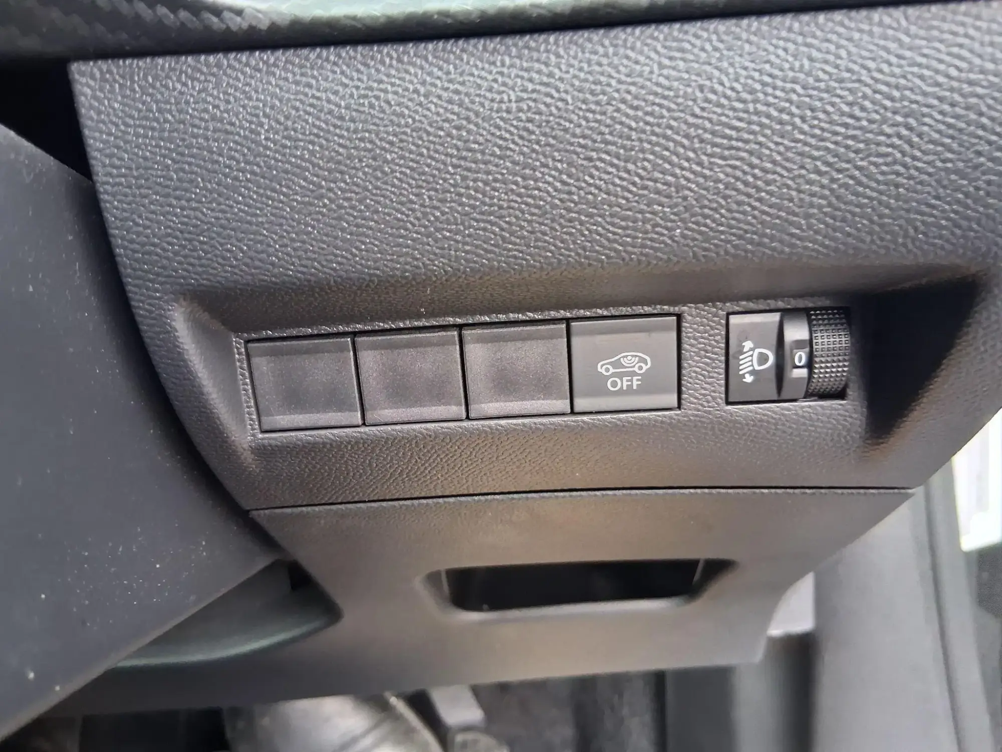 Peugeot E-2008 Image 9