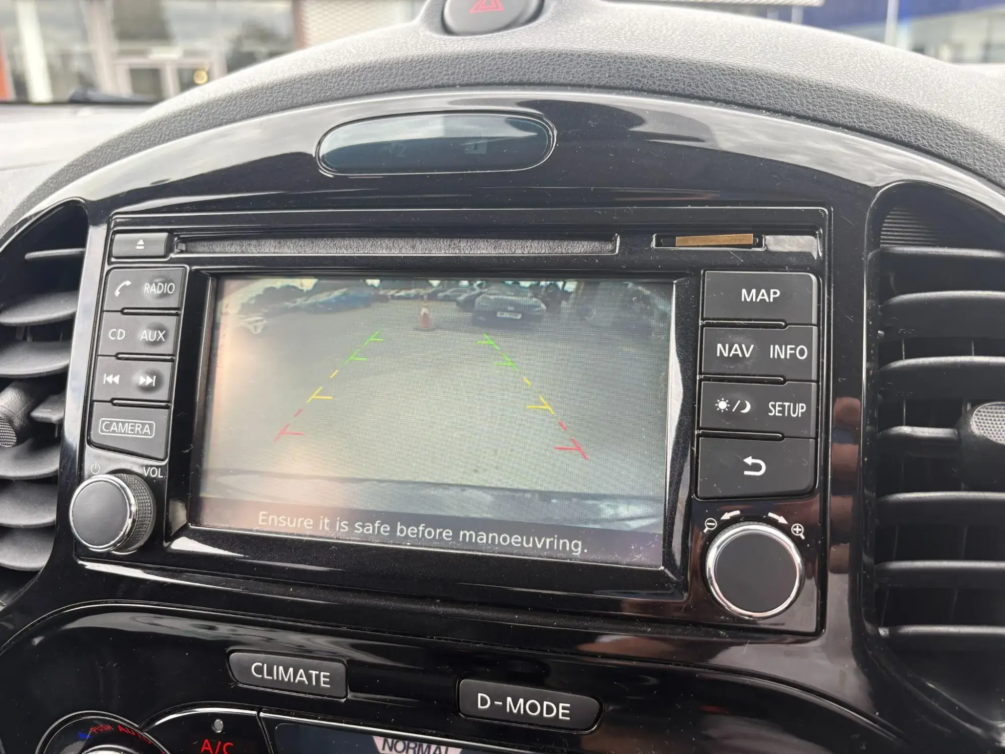 Nissan Juke Image 15