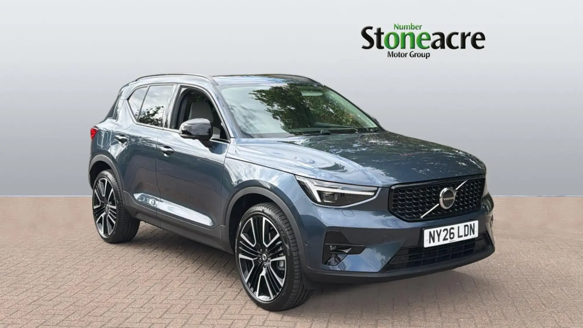 Volvo XC40 Image 1