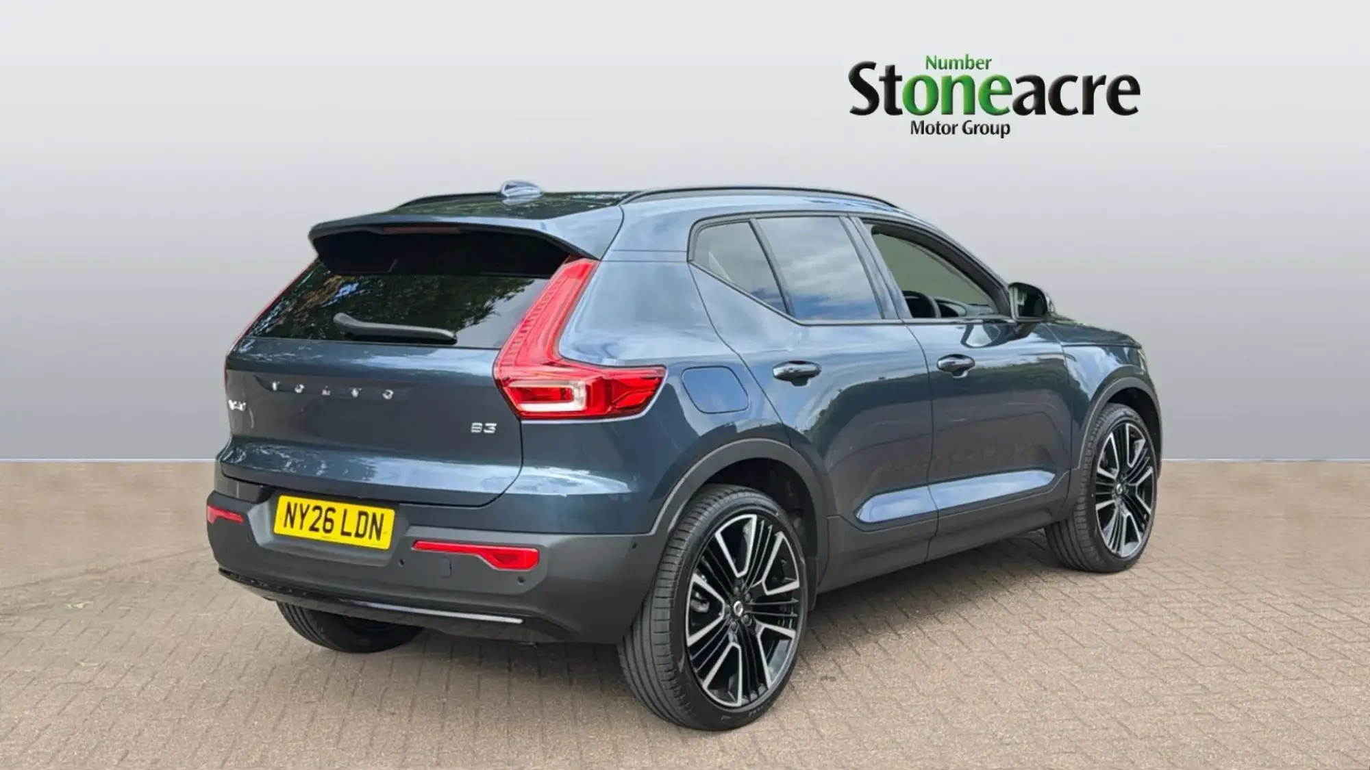 Volvo XC40 Image 2