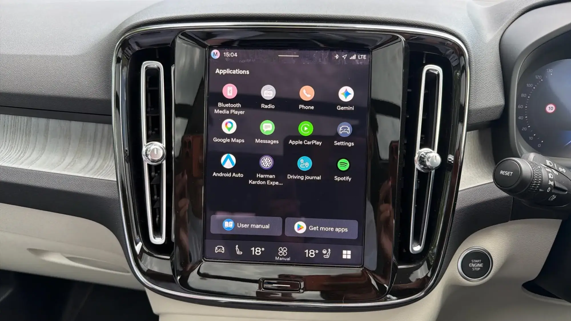Volvo XC40 Image 12