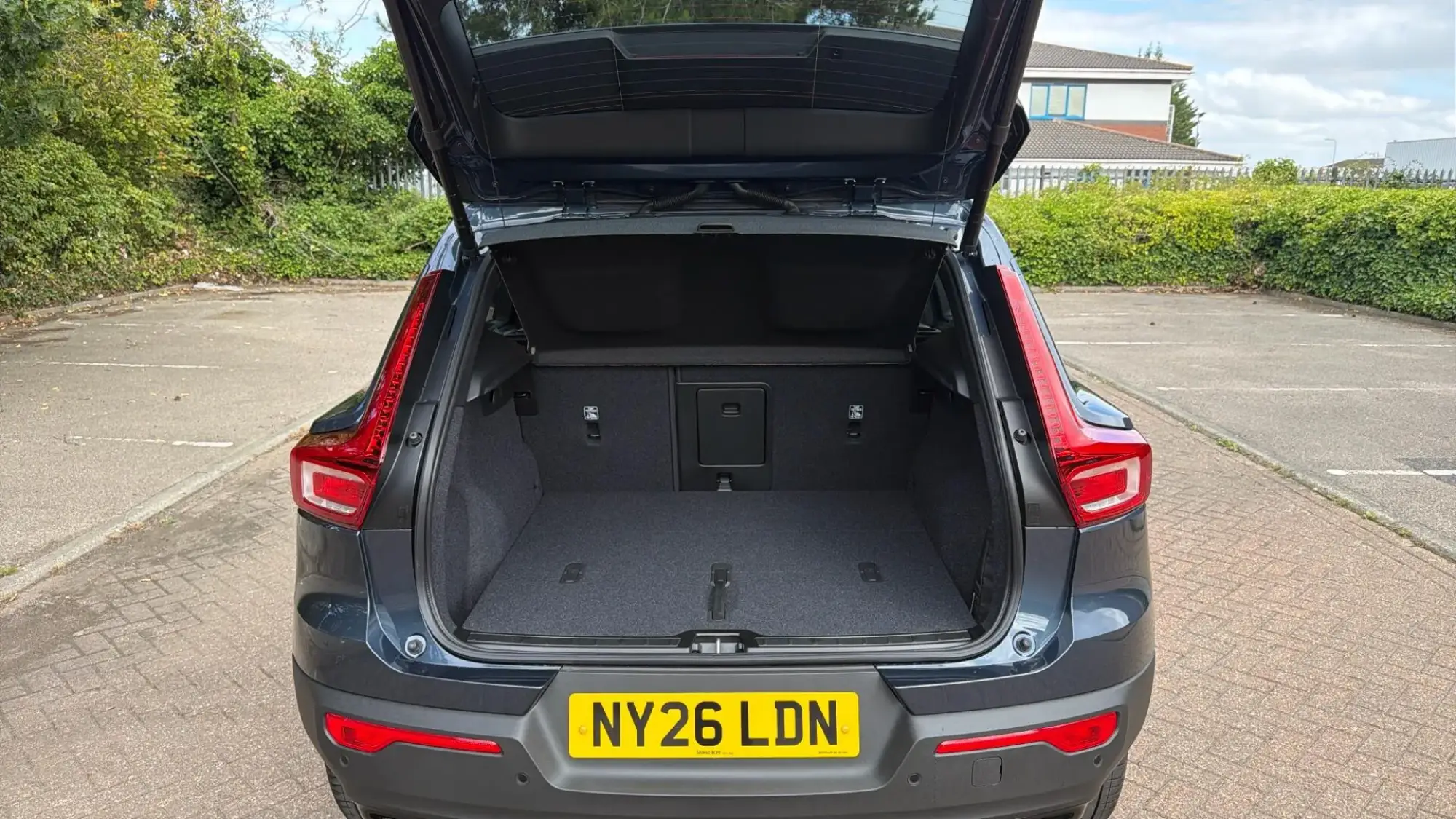 Volvo XC40 Image 13