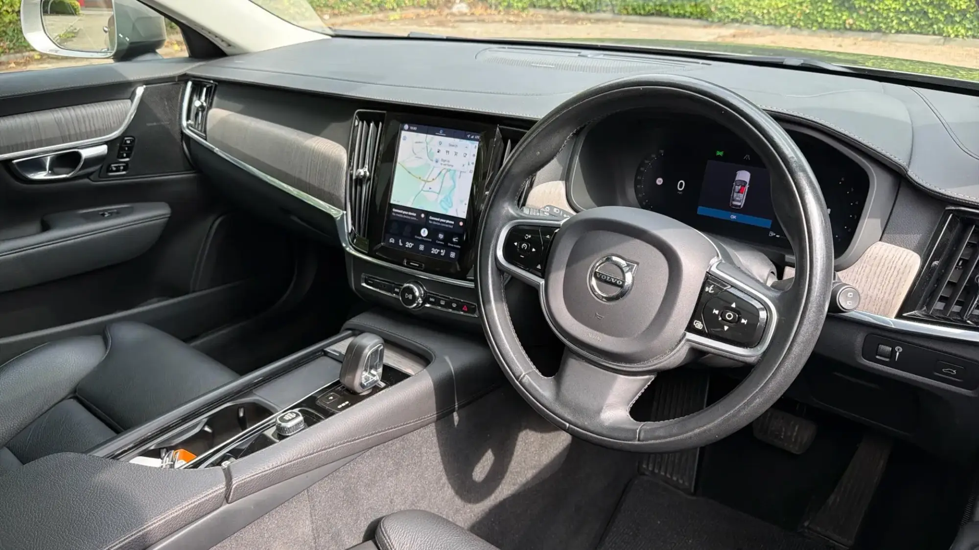 Volvo V90 Cross Country Image 4