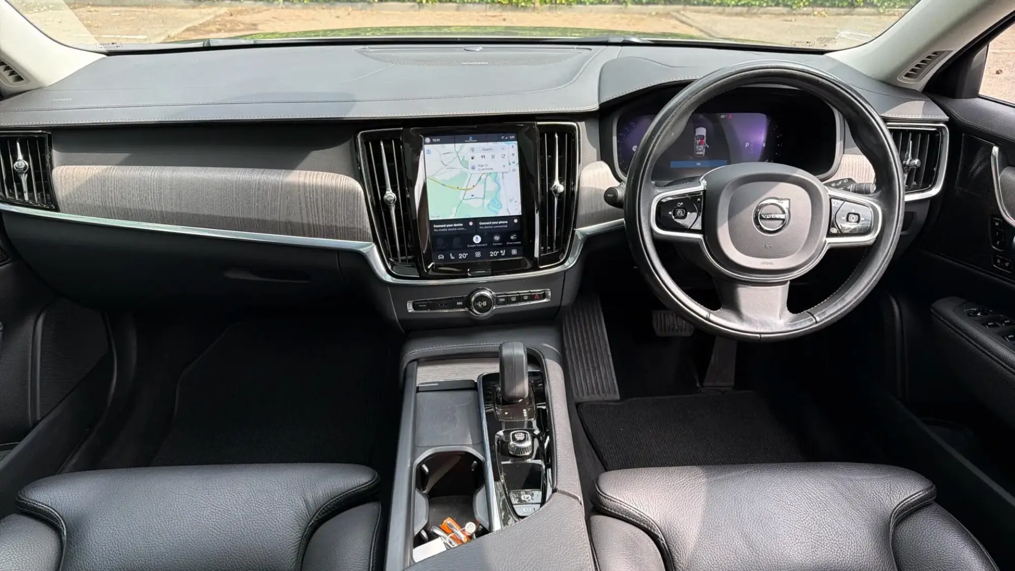 Volvo V90 Cross Country Image 5