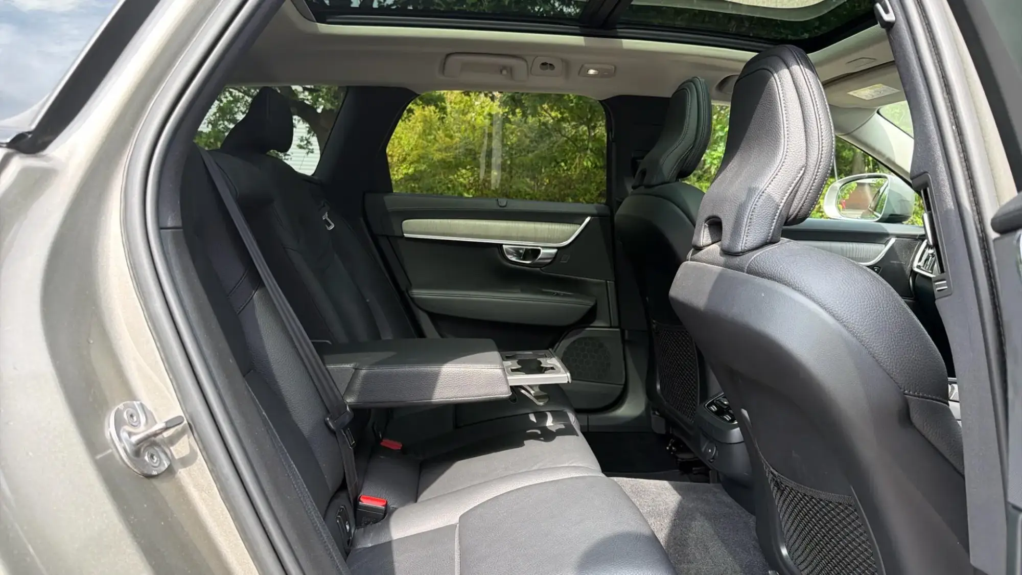 Volvo V90 Cross Country Image 6