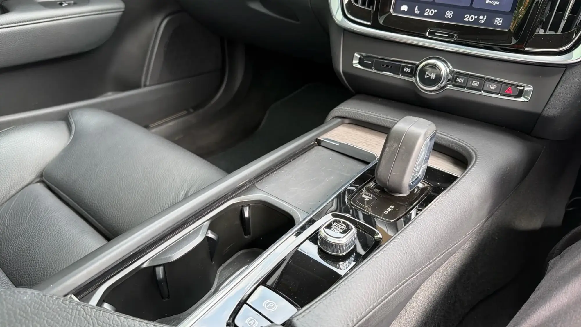 Volvo V90 Cross Country Image 25