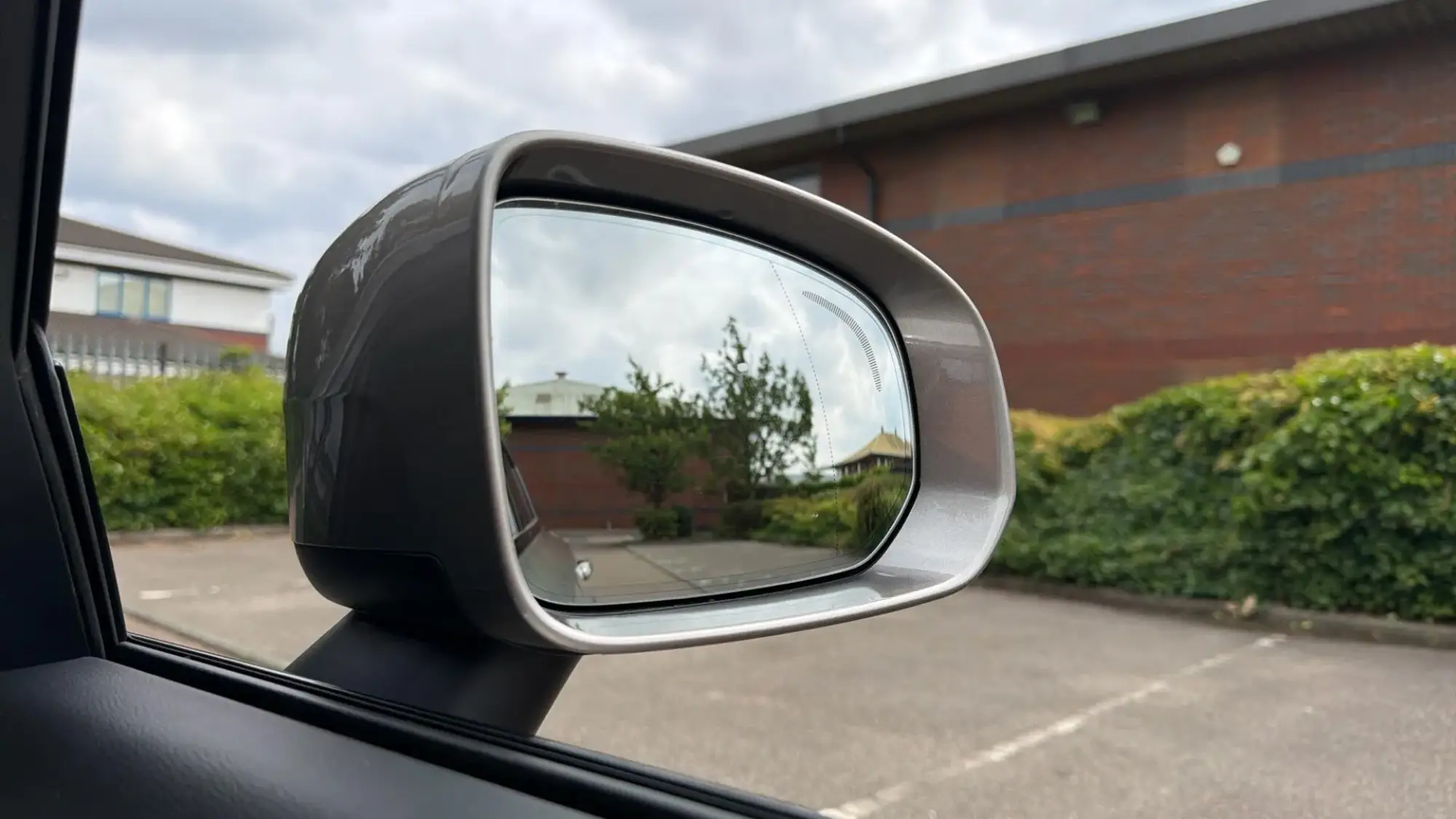 Volvo V90 Cross Country Image 30