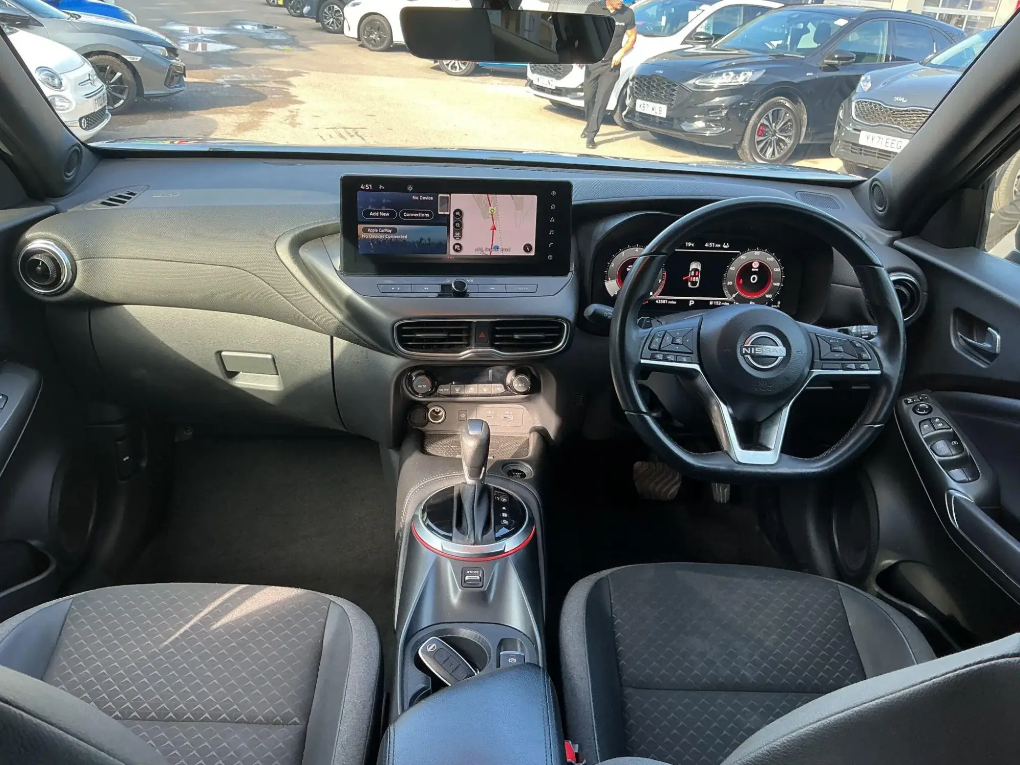 Nissan Juke Image 8