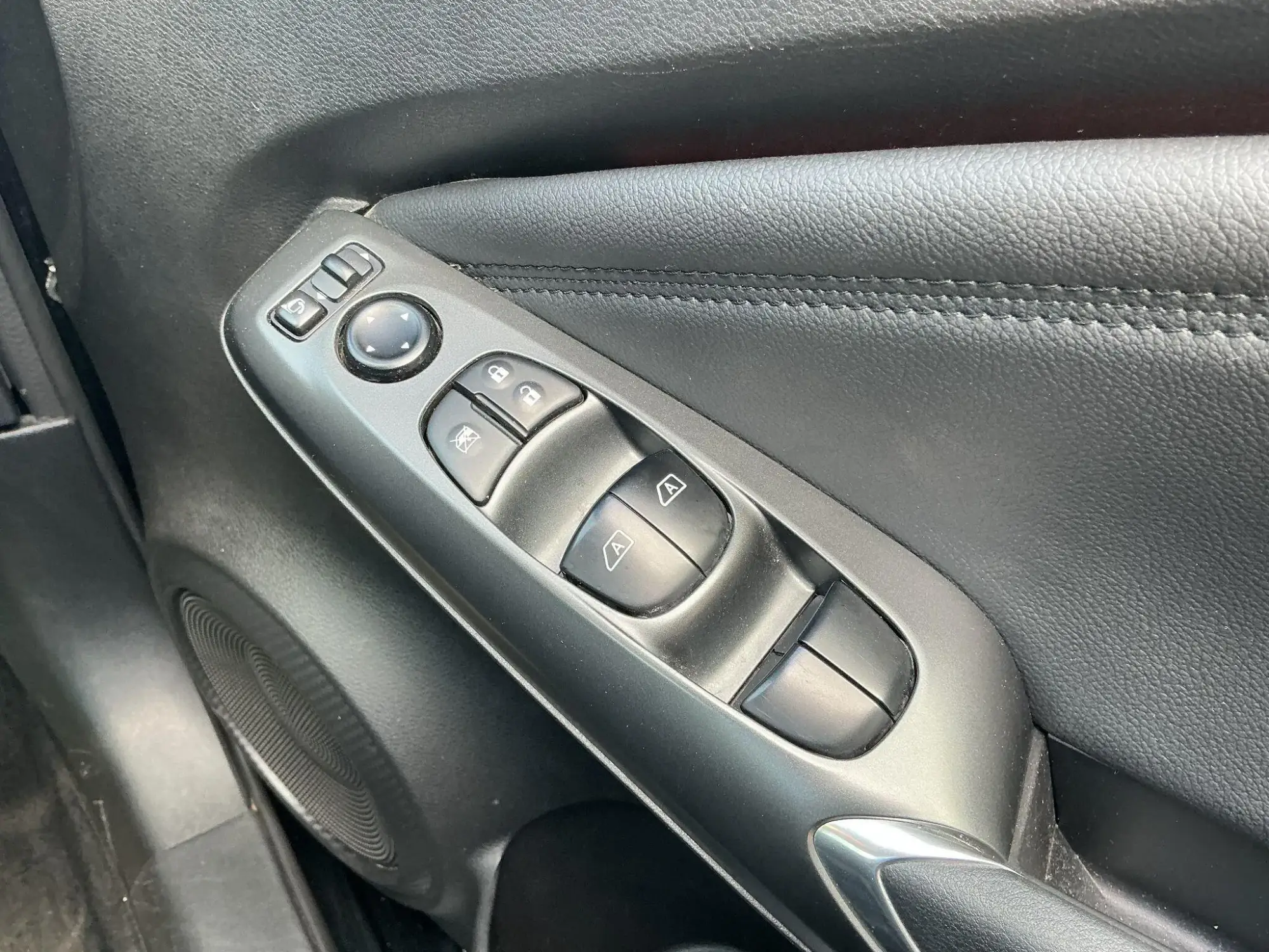 Nissan Juke Image 17