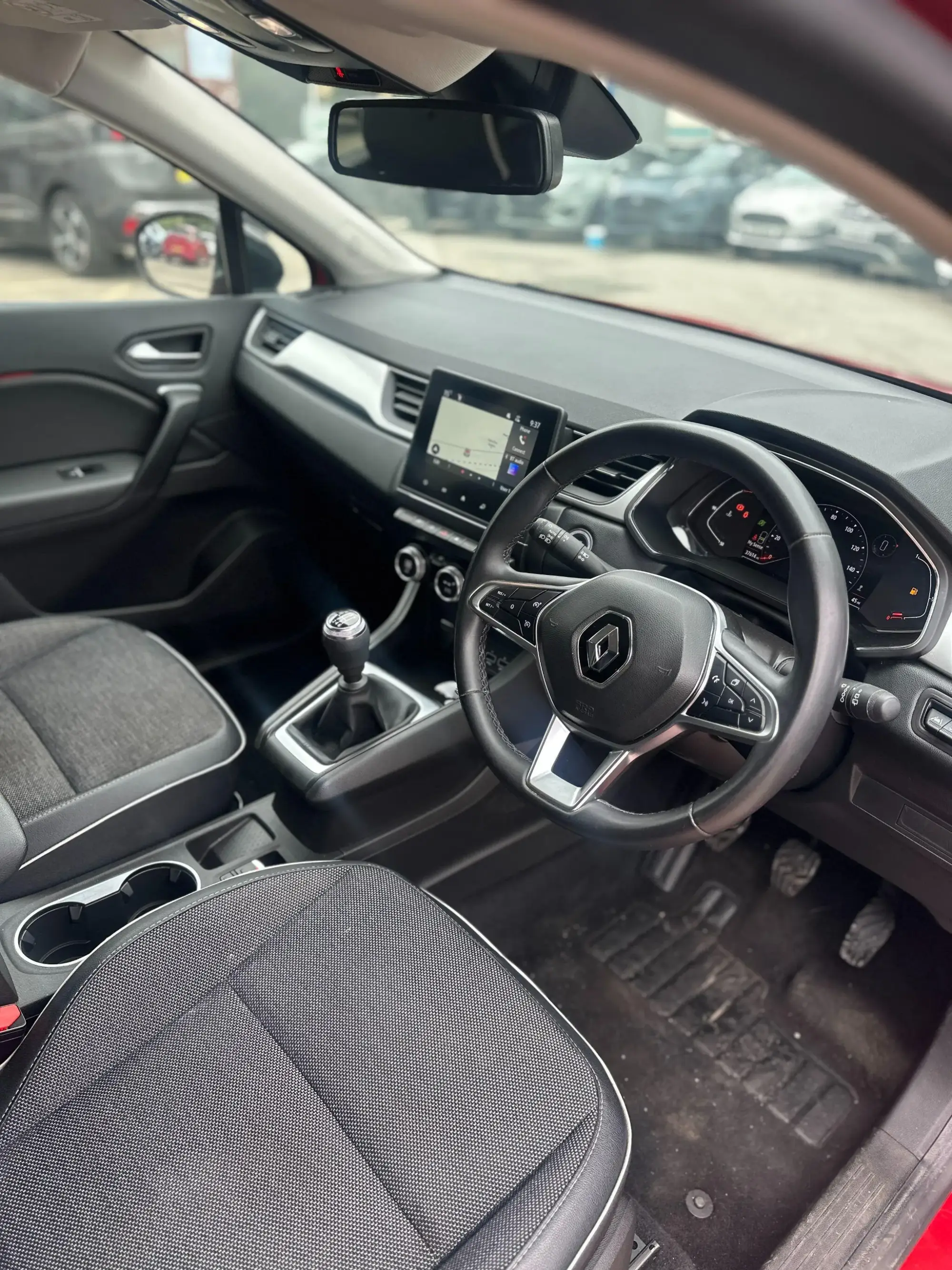Renault Captur Image 9 Renault Captur Image 9