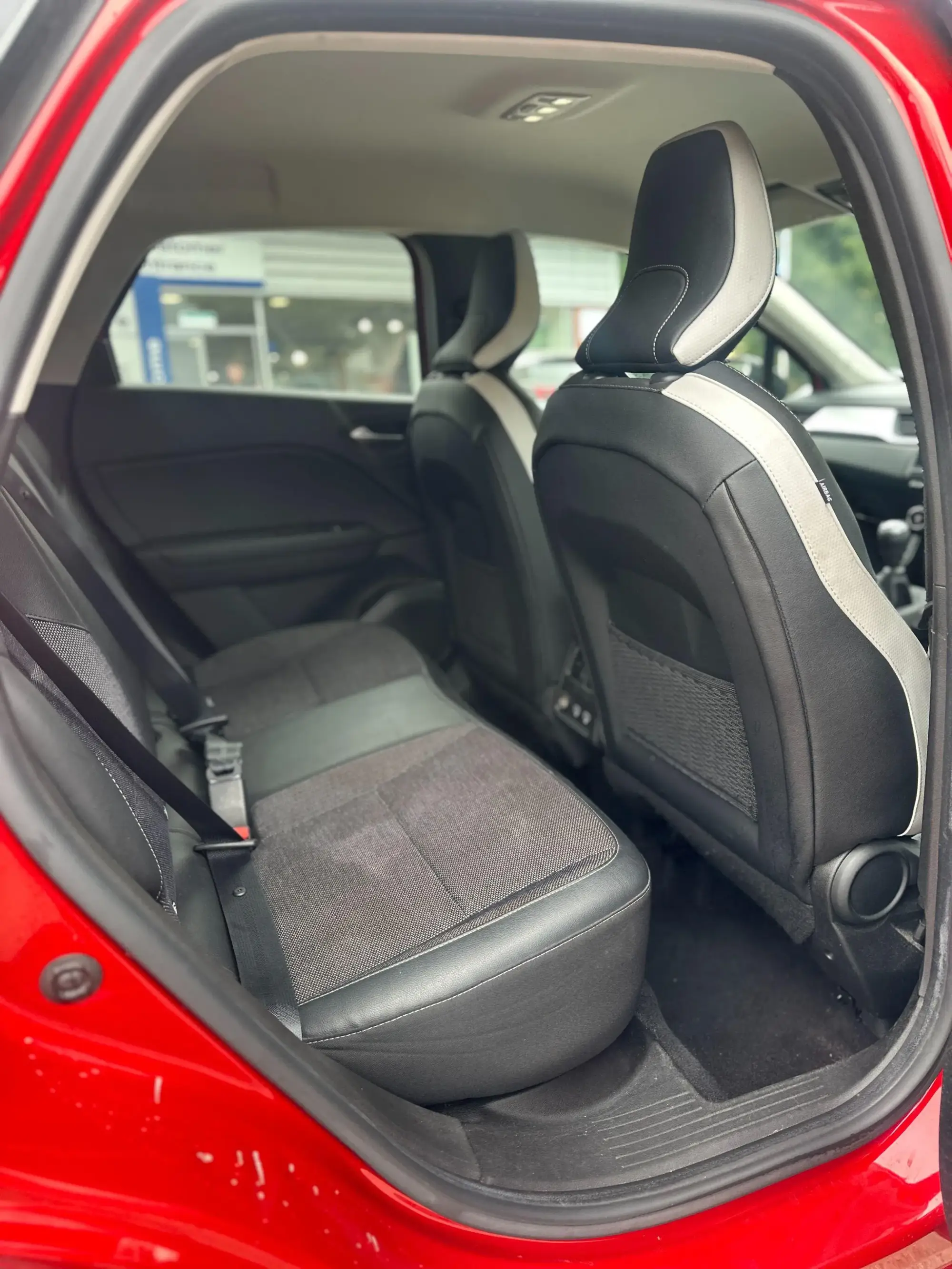 Renault Captur Image 13 Renault Captur Image 13