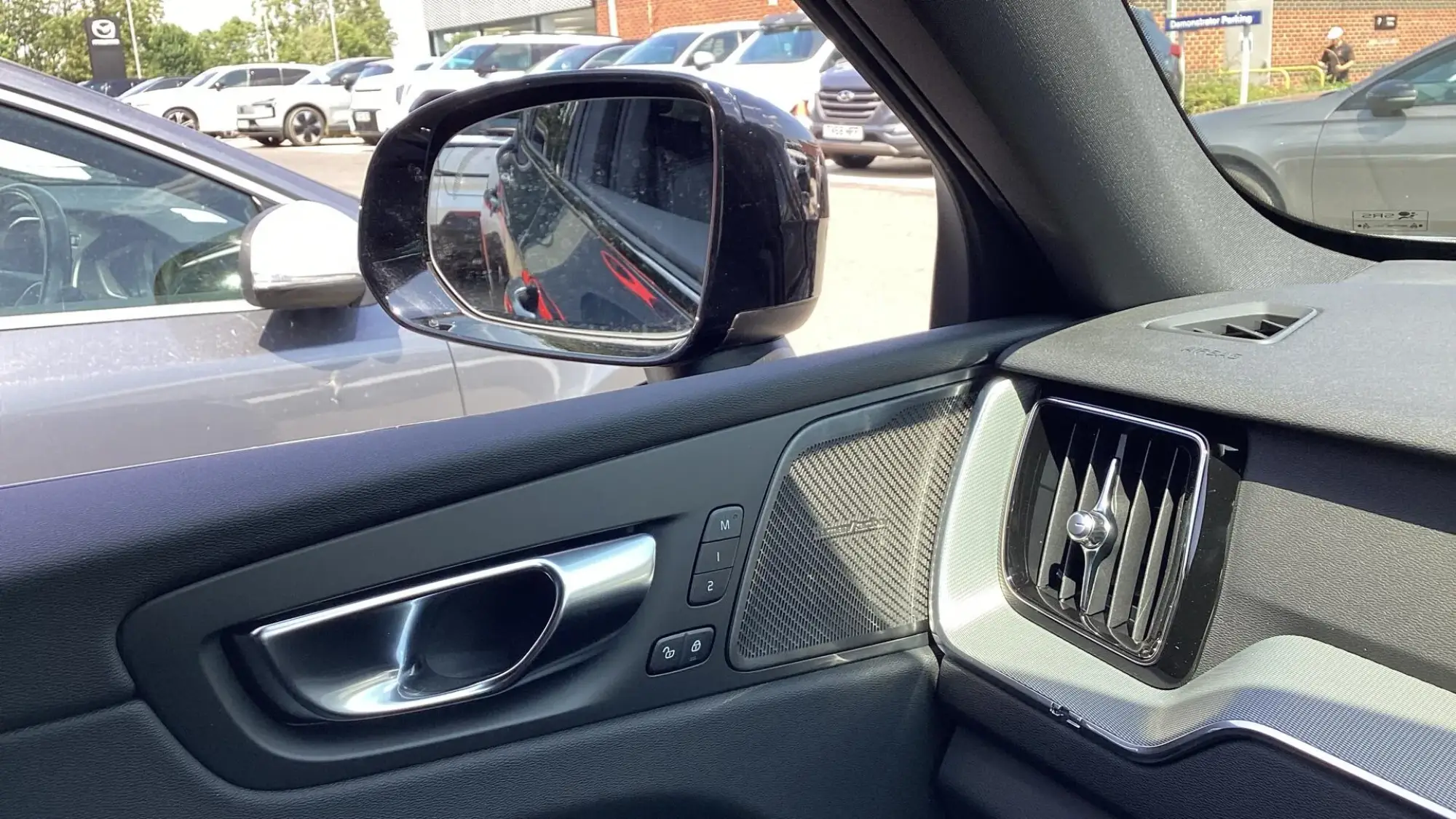 Volvo XC60 Image 27