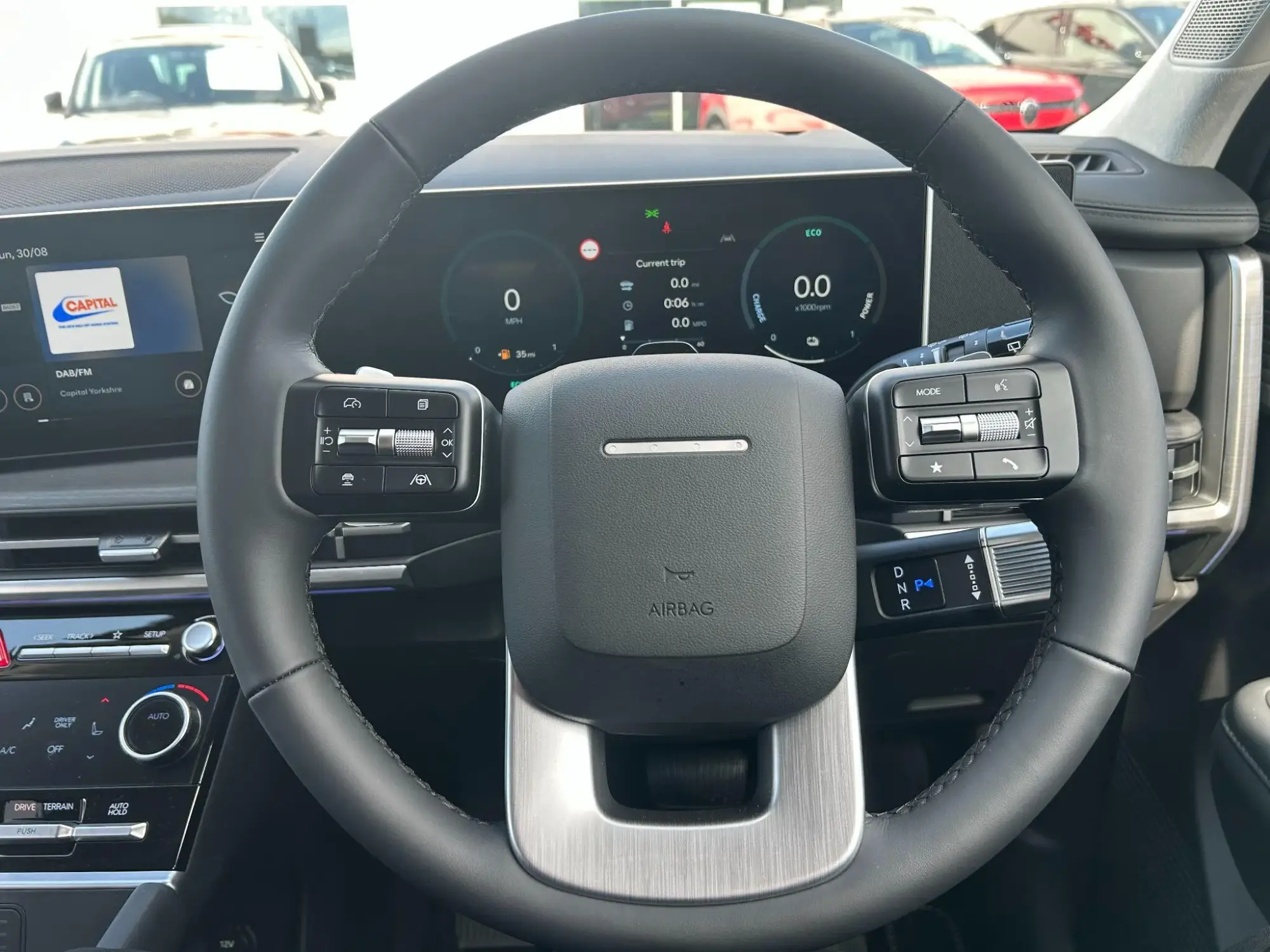 Hyundai SANTA FE Image 15