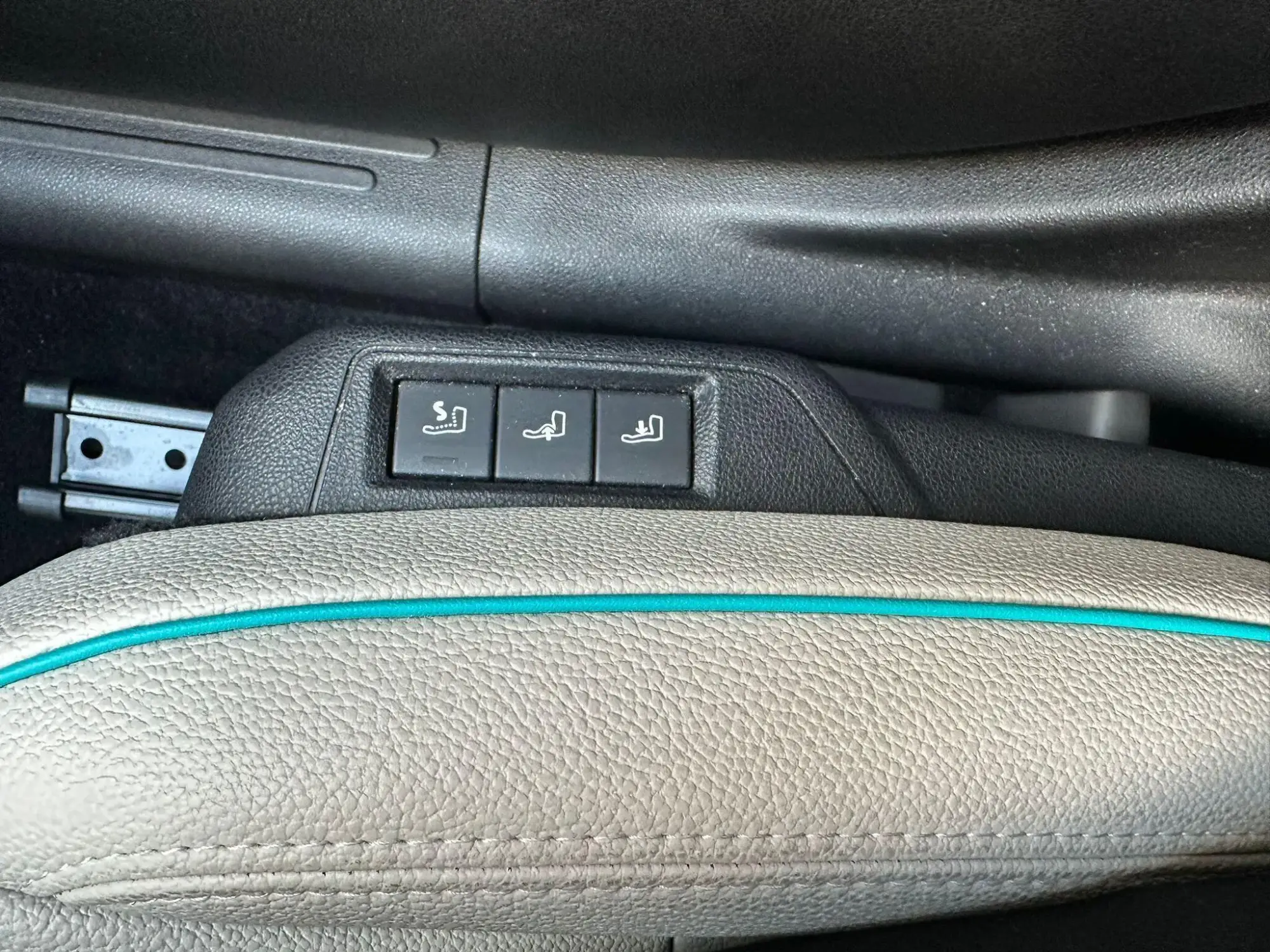 Fiat 600e Electric Image 19 Fiat 600e Electric Image 19