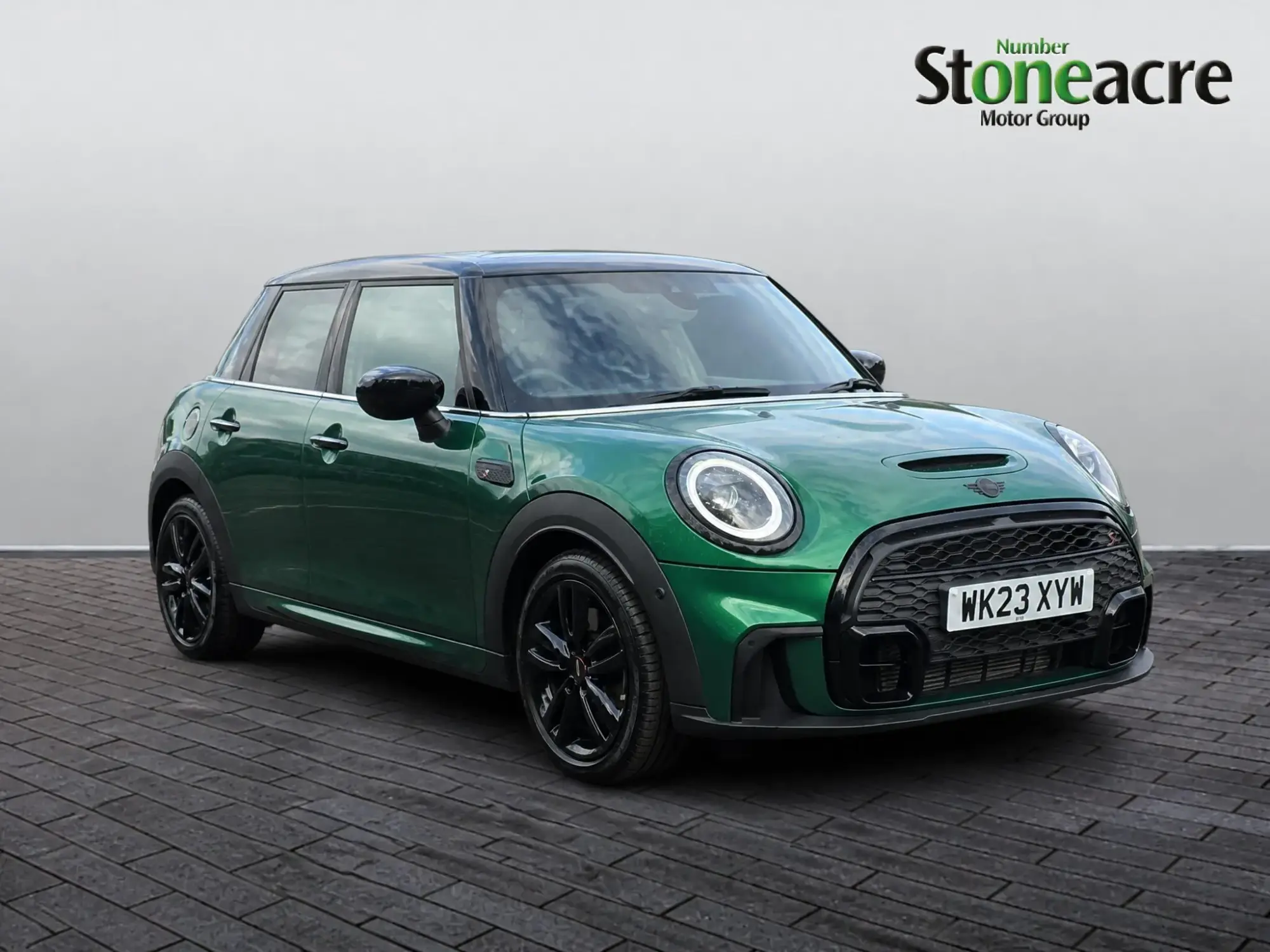 MINI Hatch Image 1 MINI Hatch Image 1