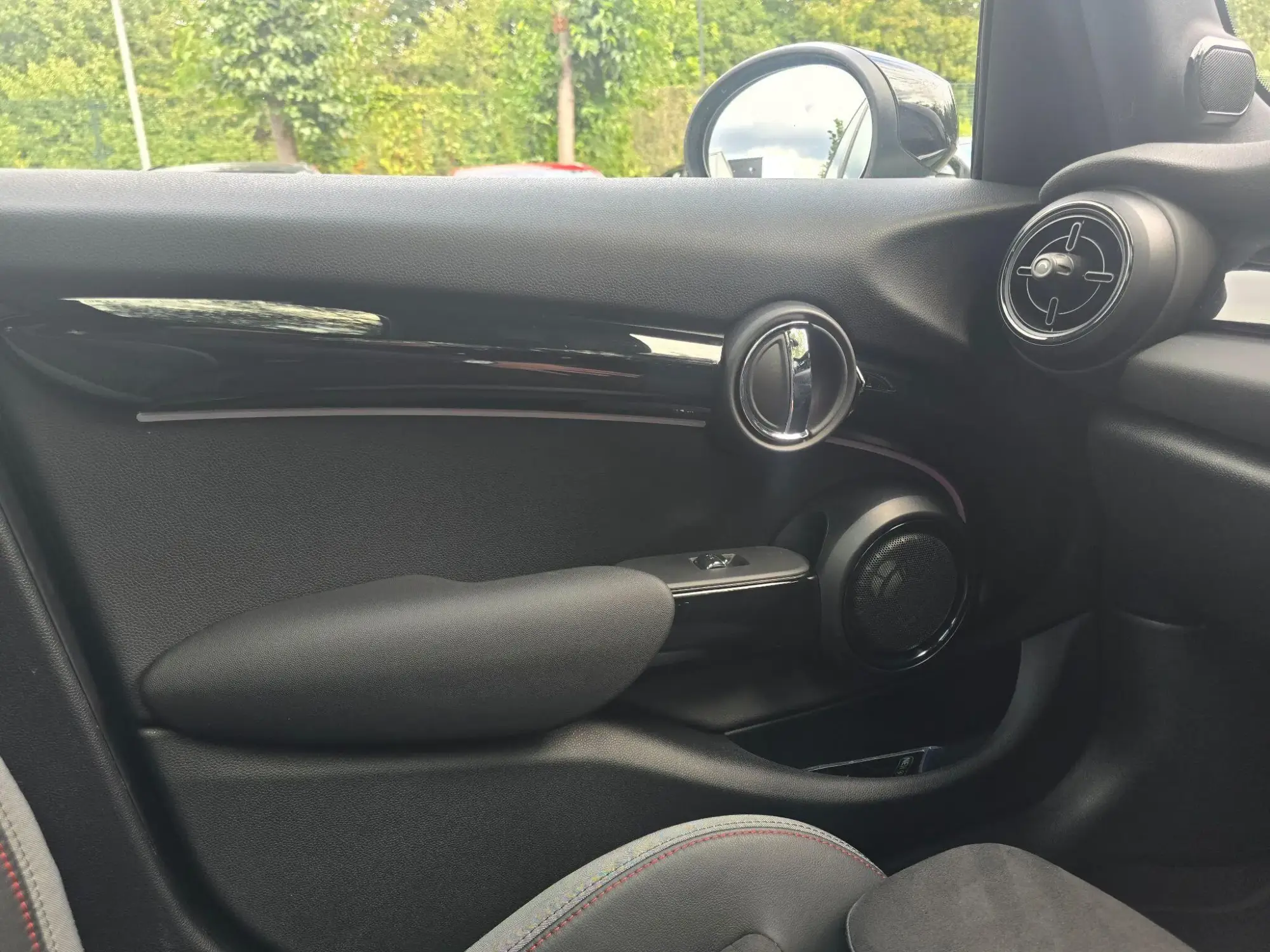 MINI Hatch Image 39 MINI Hatch Image 39