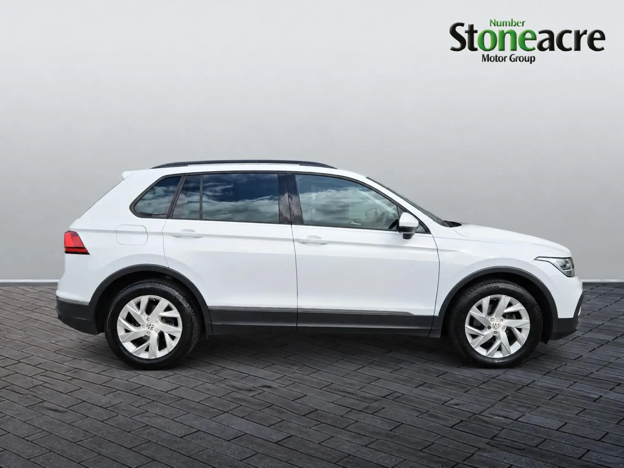 Volkswagen Tiguan Image 2