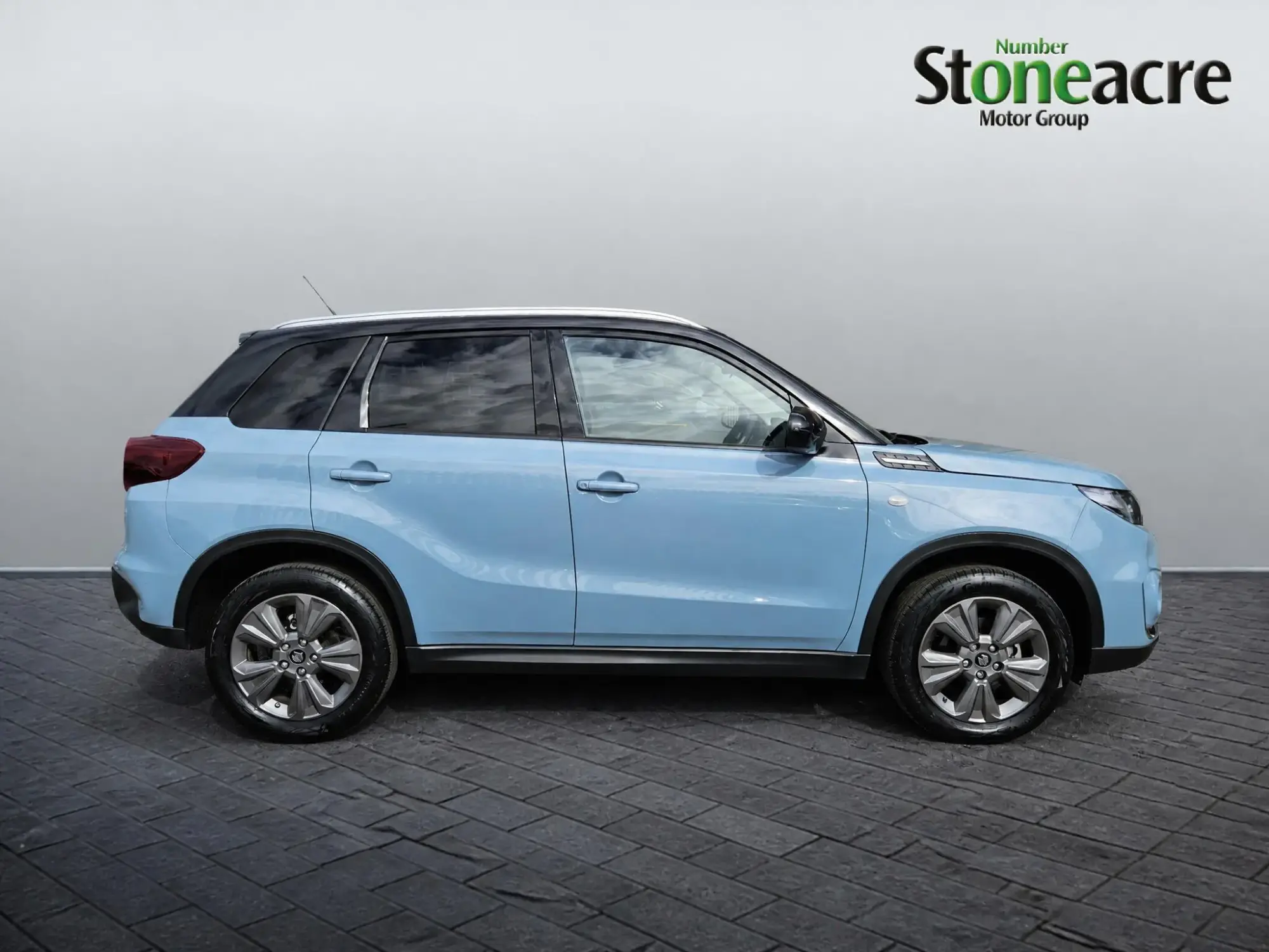 Suzuki Vitara Image 2 Suzuki Vitara Image 2
