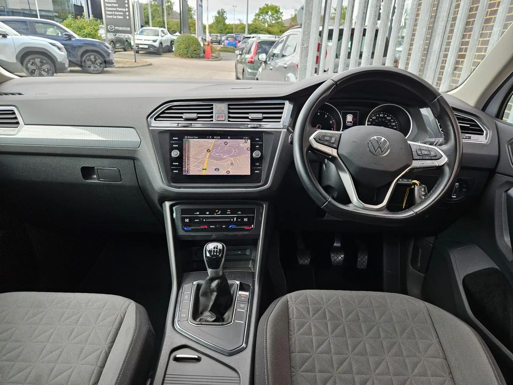 Volkswagen Tiguan Image 12