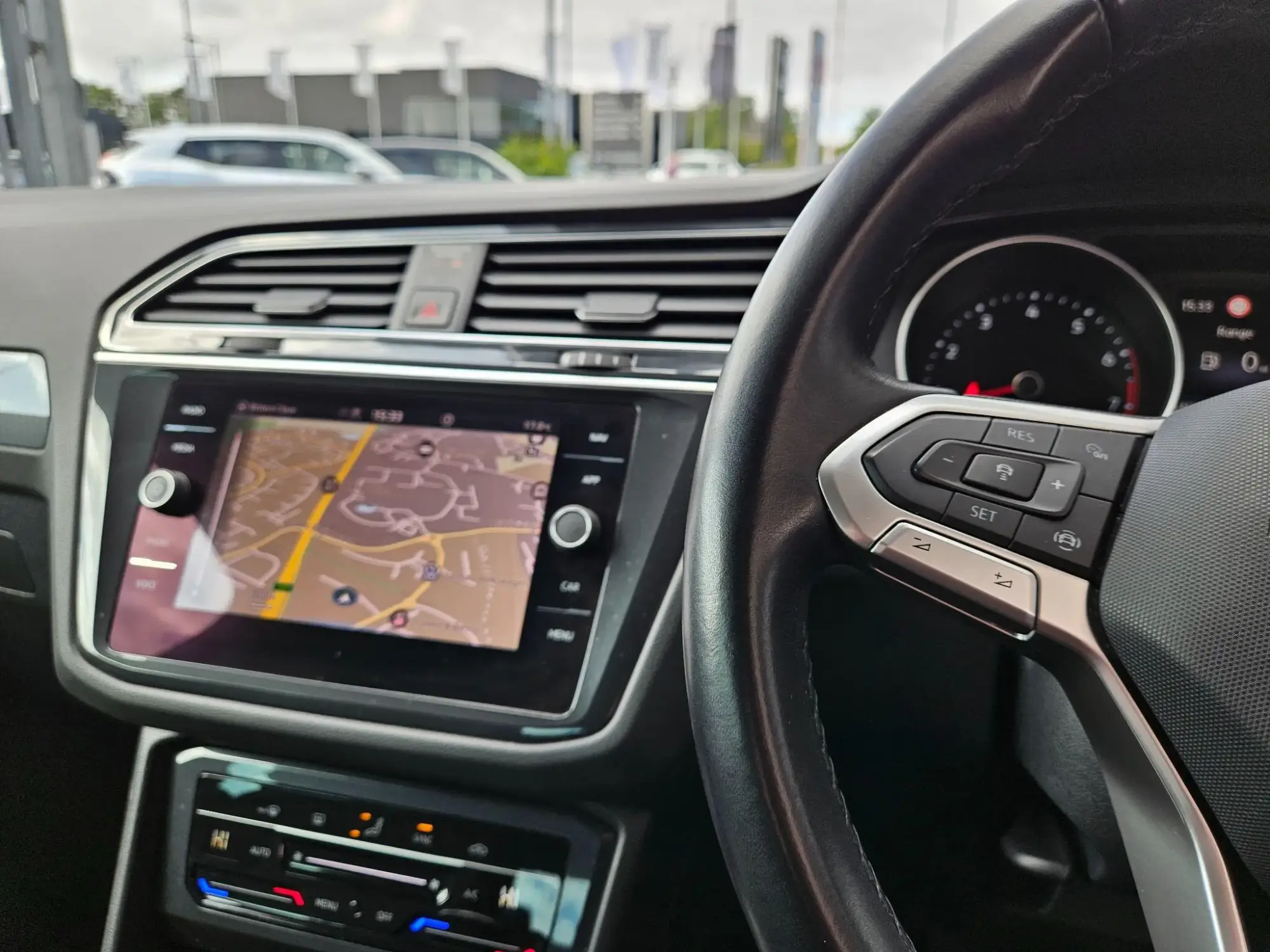 Volkswagen Tiguan Image 15
