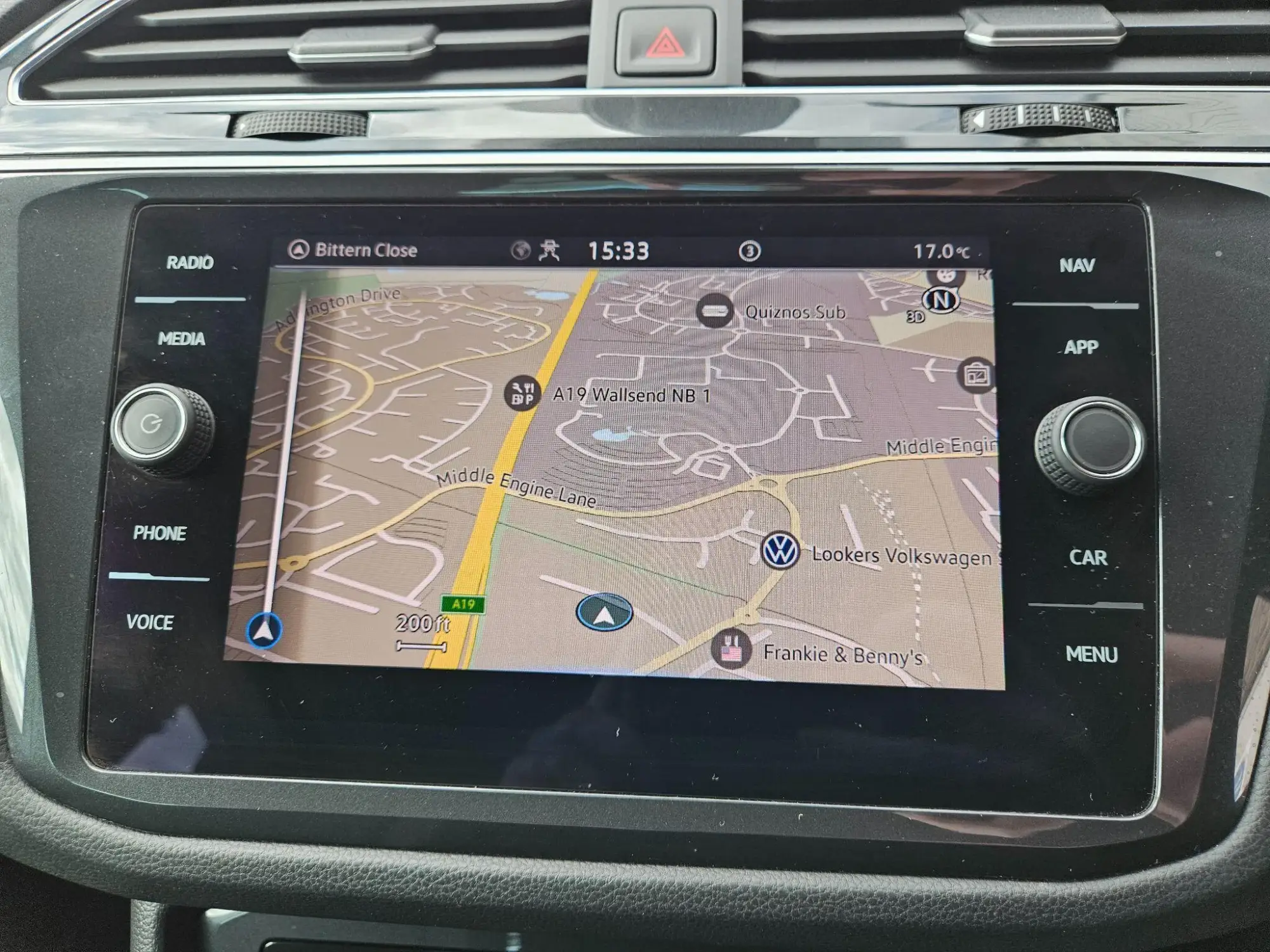 Volkswagen Tiguan Image 16
