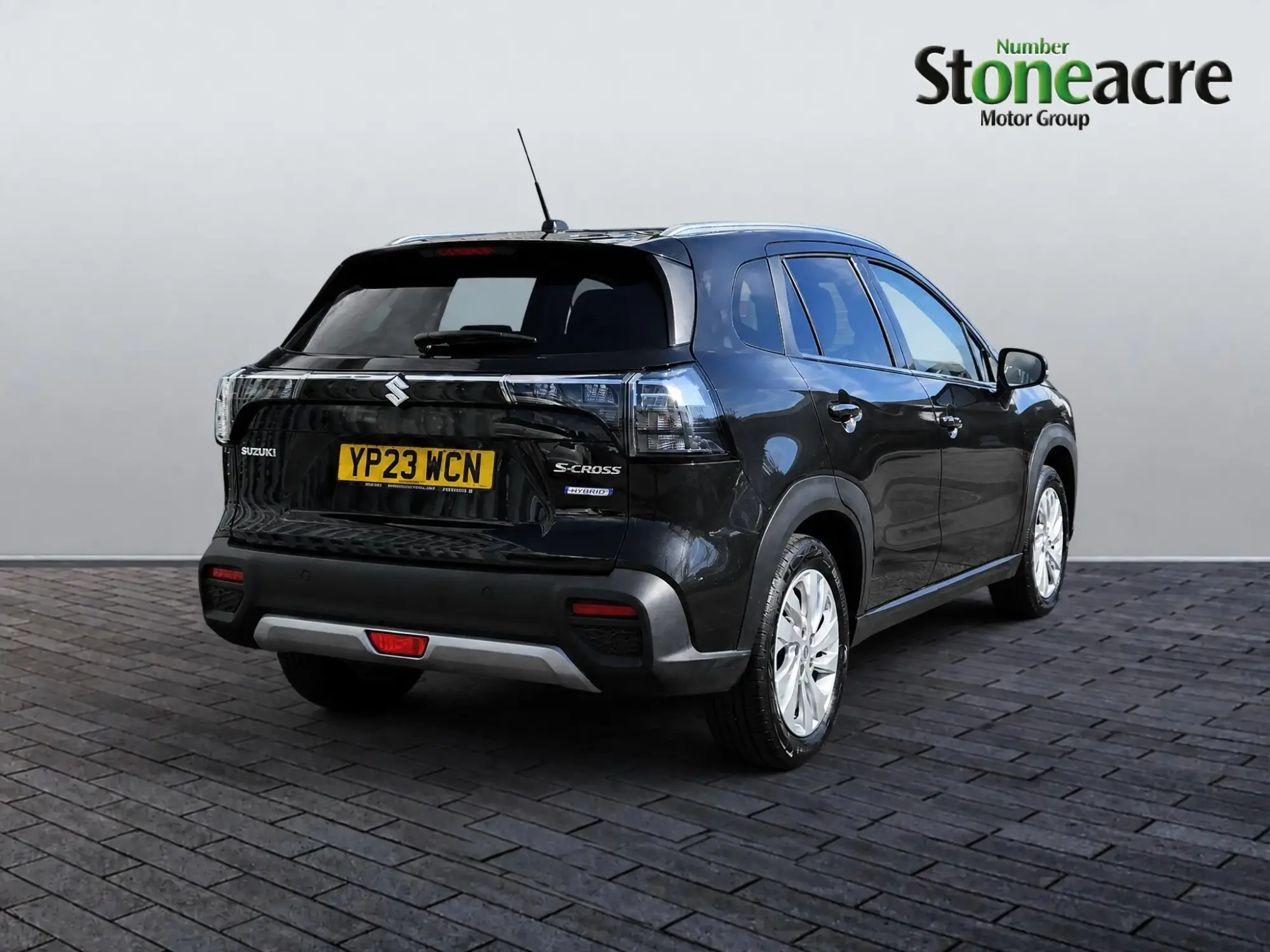 Suzuki S-Cross Image 3