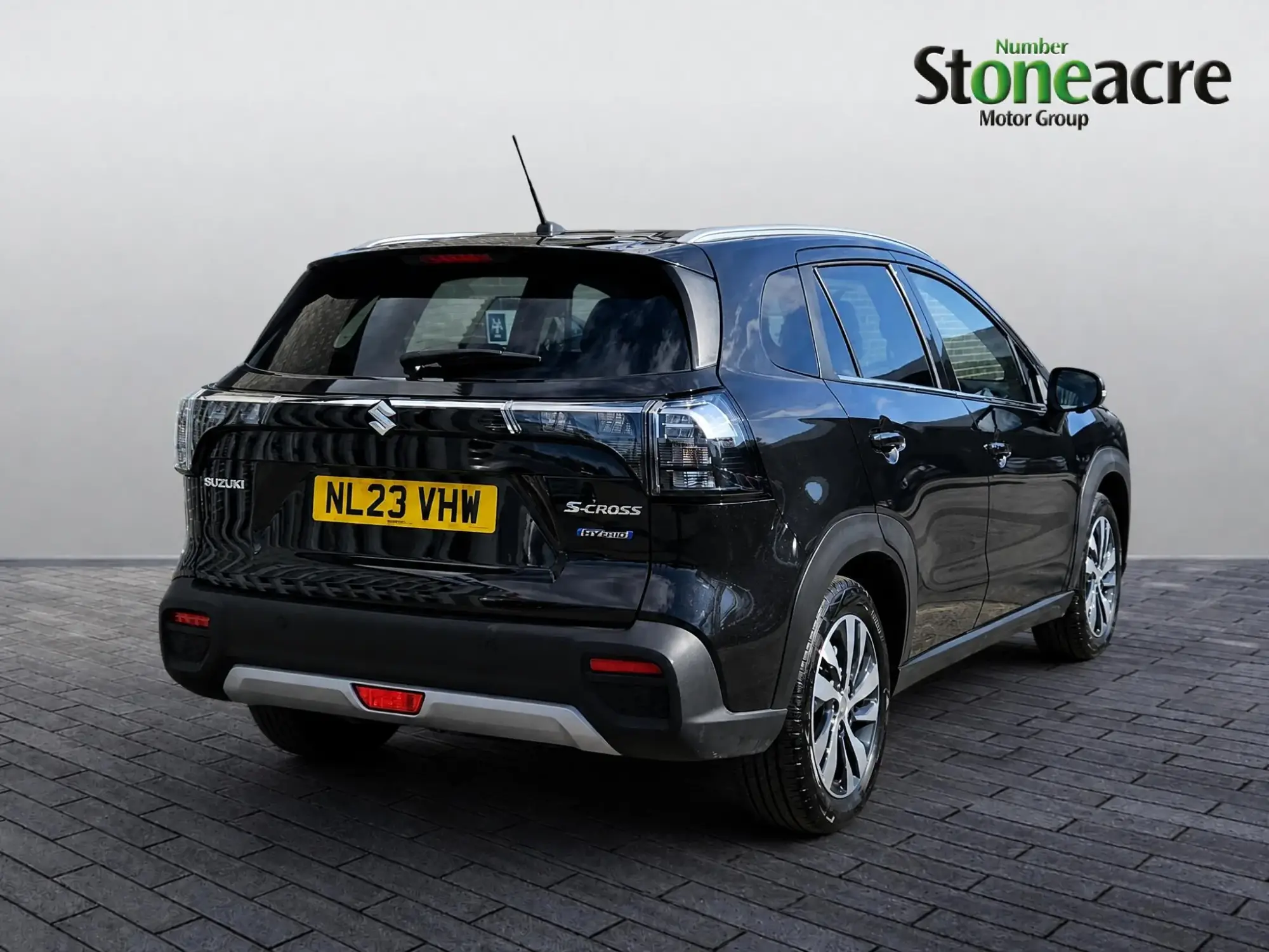 Suzuki S-Cross Hybrid Image 3