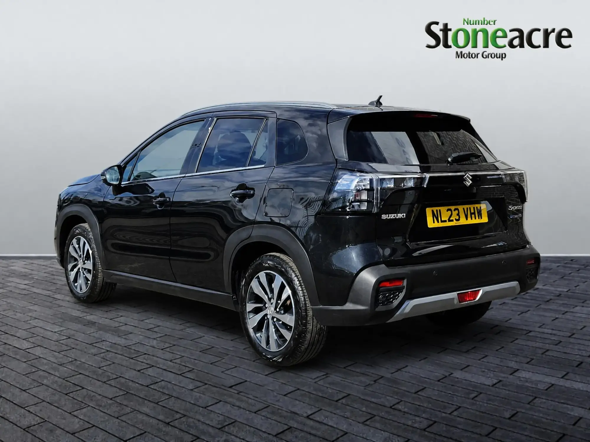 Suzuki S-Cross Hybrid Image 5