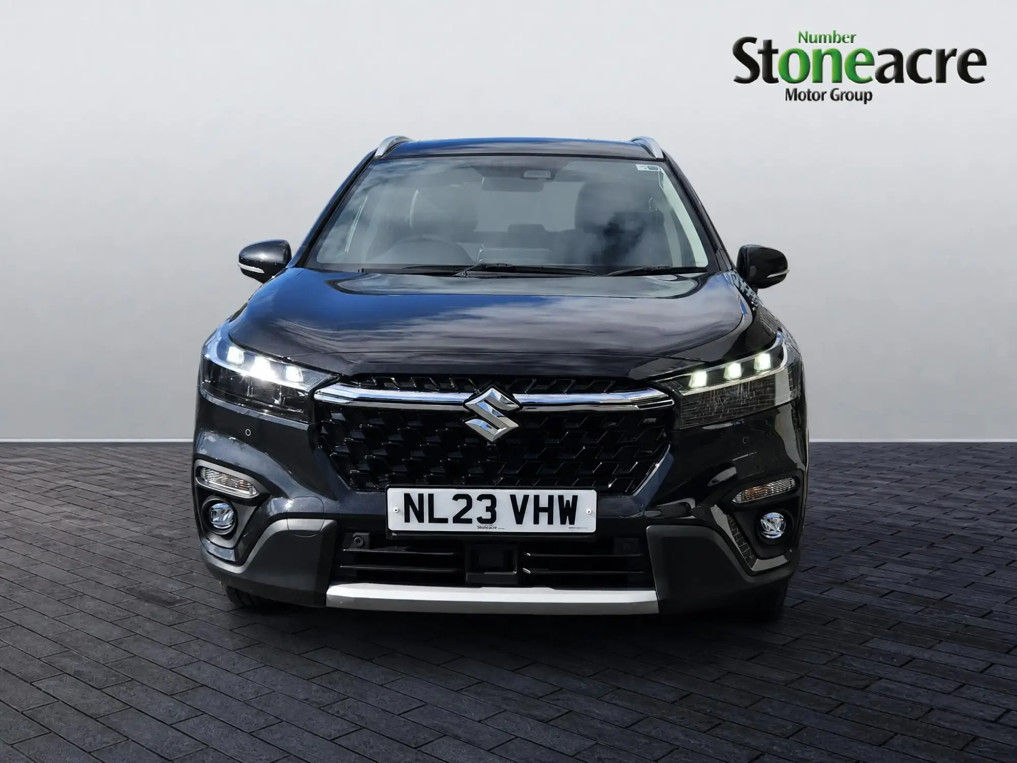 Suzuki S-Cross Hybrid Image 8