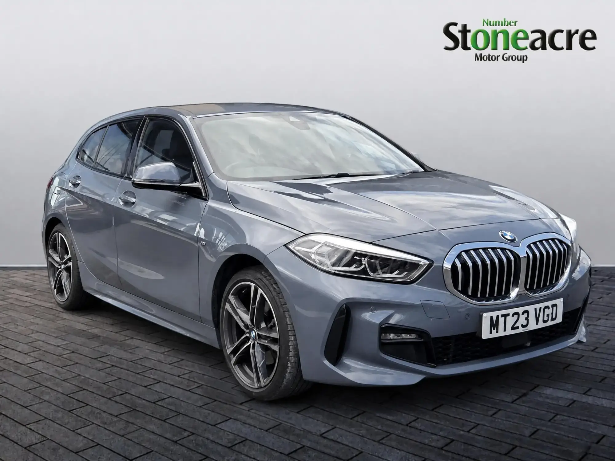 BMW 1 Series Image 1 BMW 1 Series Image 1