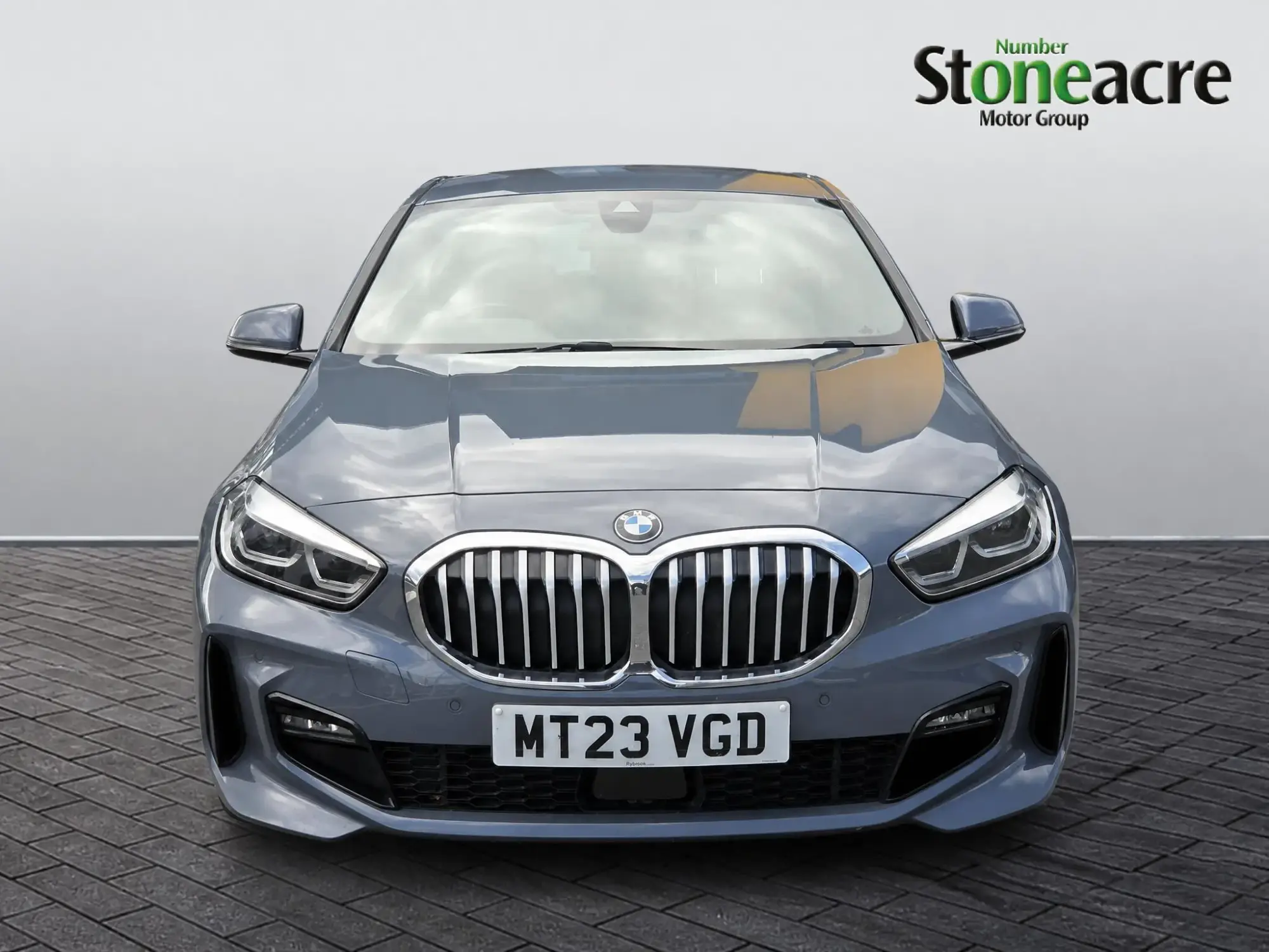 BMW 1 Series Image 2 BMW 1 Series Image 2