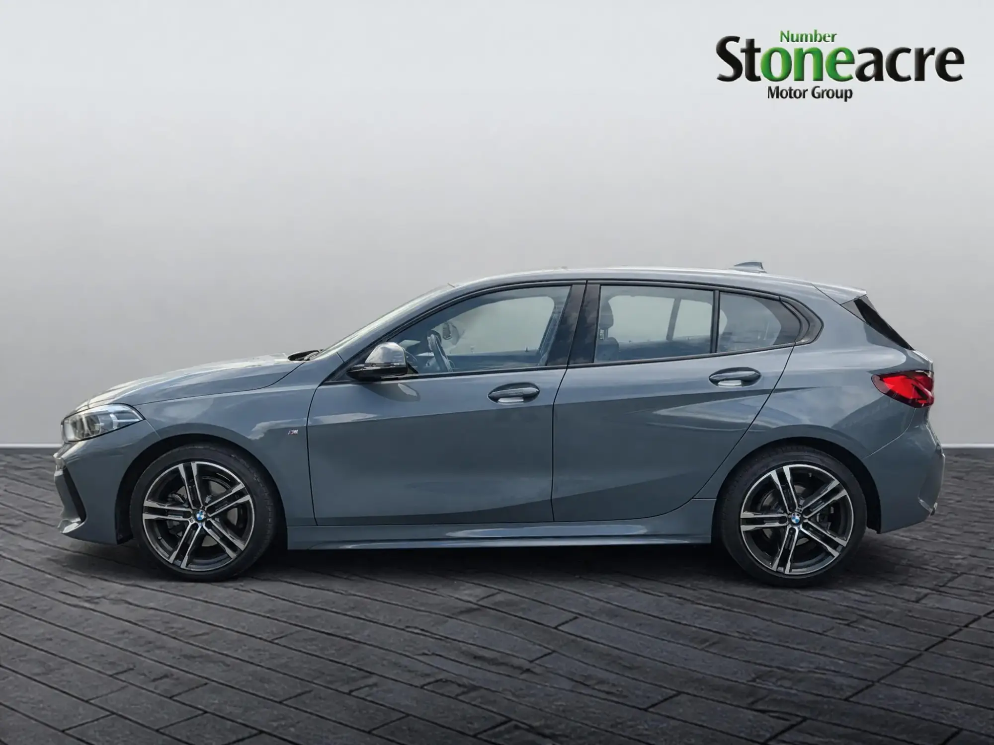 BMW 1 Series Image 4 BMW 1 Series Image 4