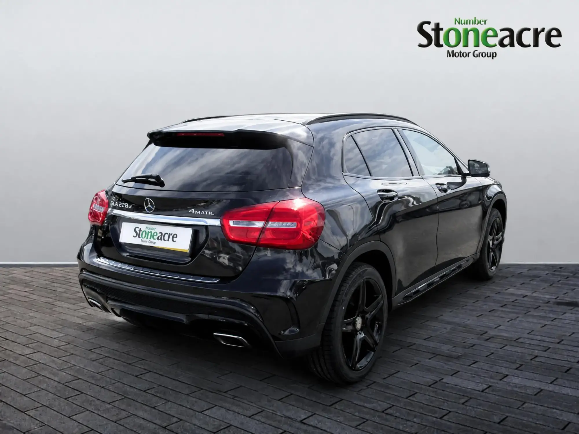 Mercedes-Benz GLA Image 10