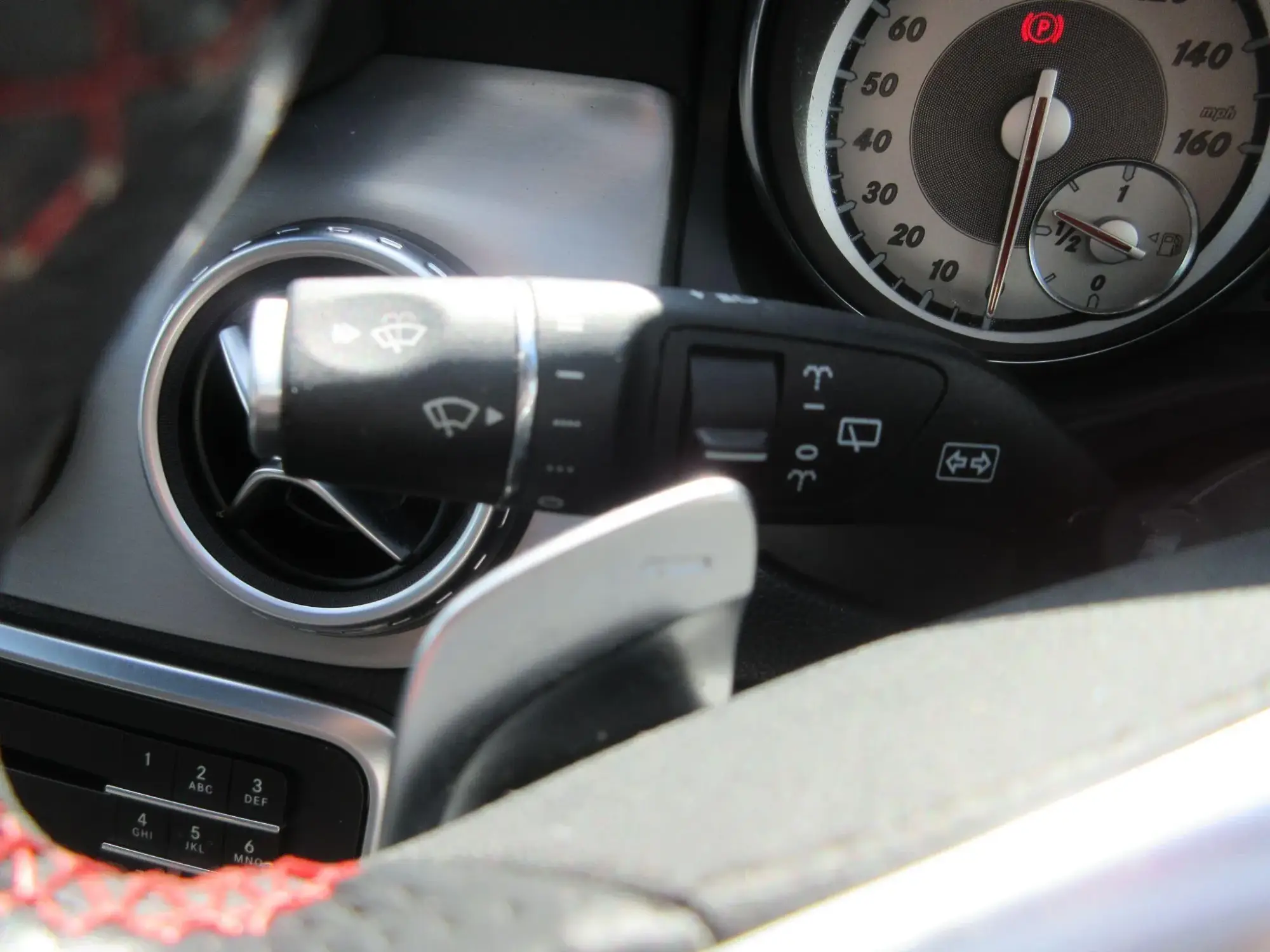 Mercedes-Benz GLA Image 29