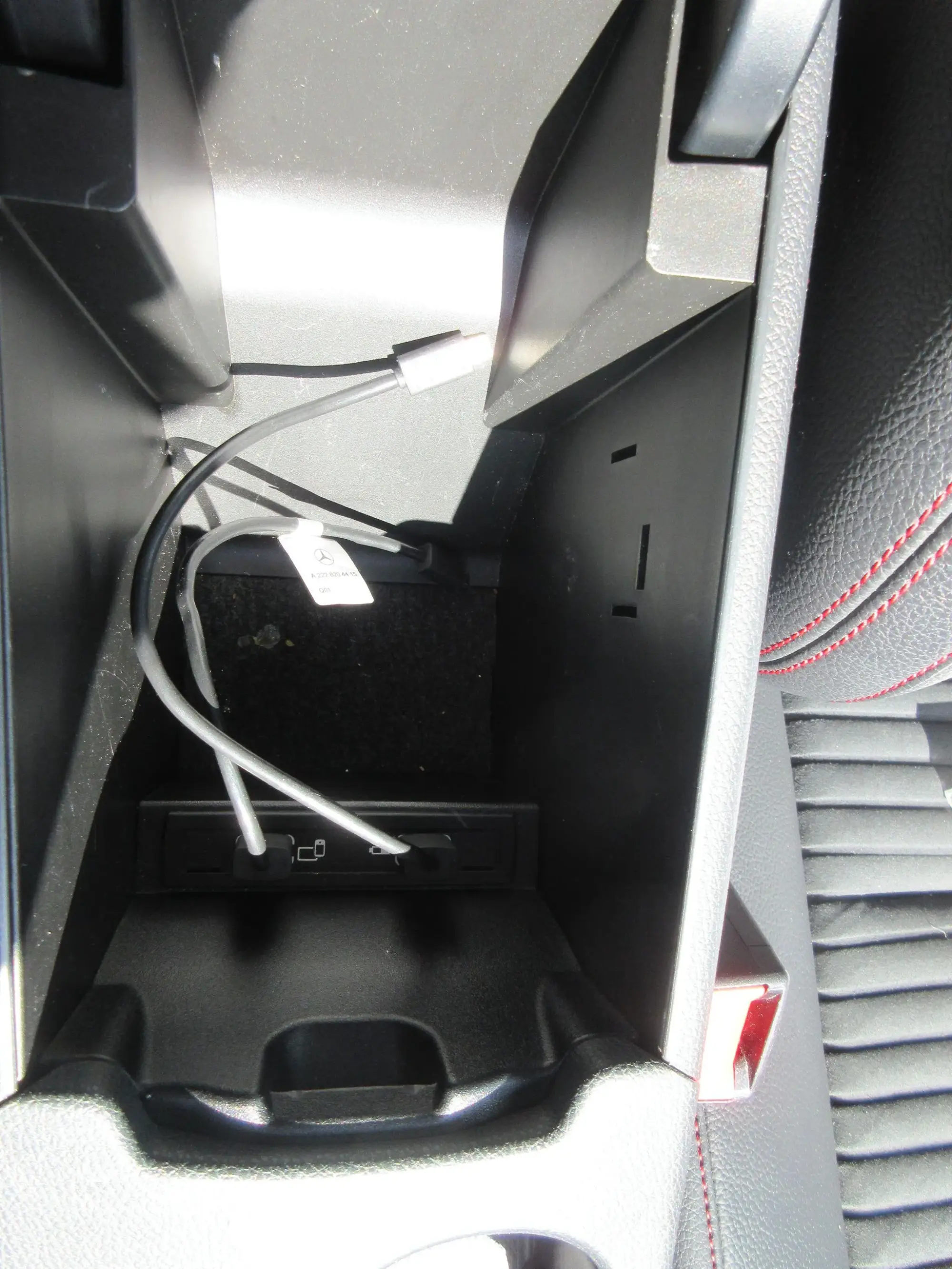 Mercedes-Benz GLA Image 32