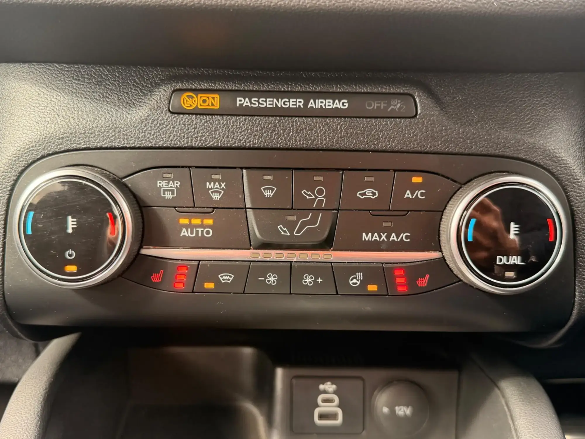 Ford Kuga Hybrid Image 11 Ford Kuga Hybrid Image 11