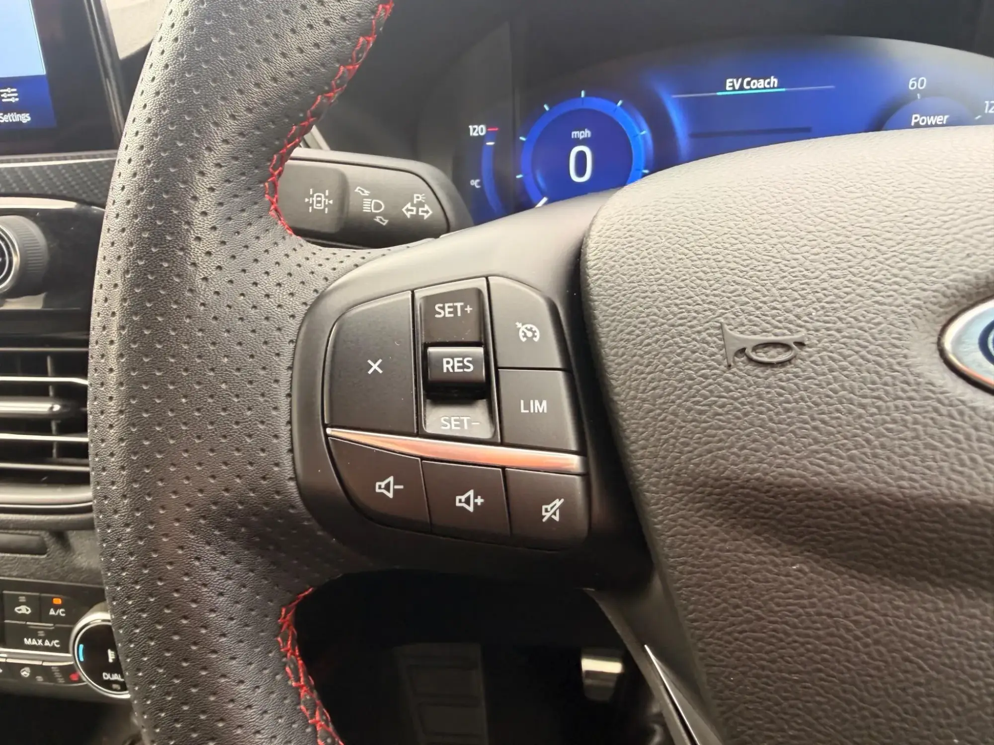 Ford Kuga Hybrid Image 18 Ford Kuga Hybrid Image 18