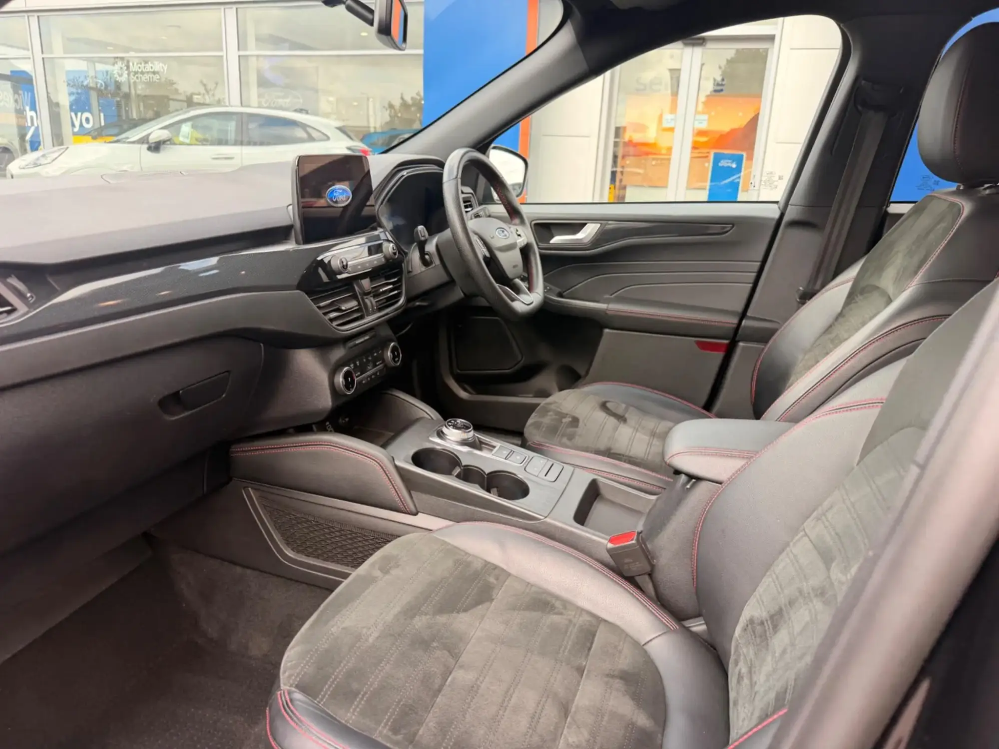 Ford Kuga Hybrid Image 25 Ford Kuga Hybrid Image 25