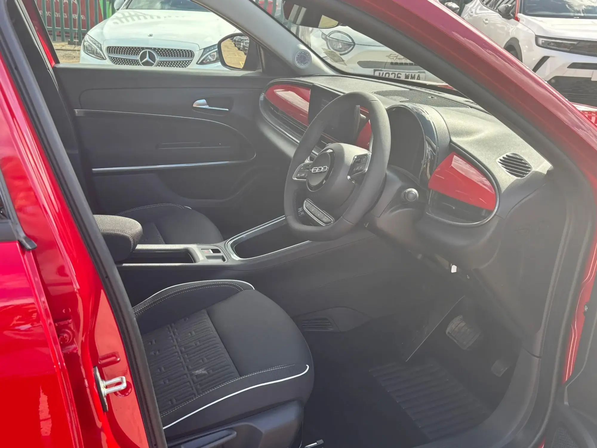 Fiat 600 Petrol Image 16 Fiat 600 Petrol Image 16
