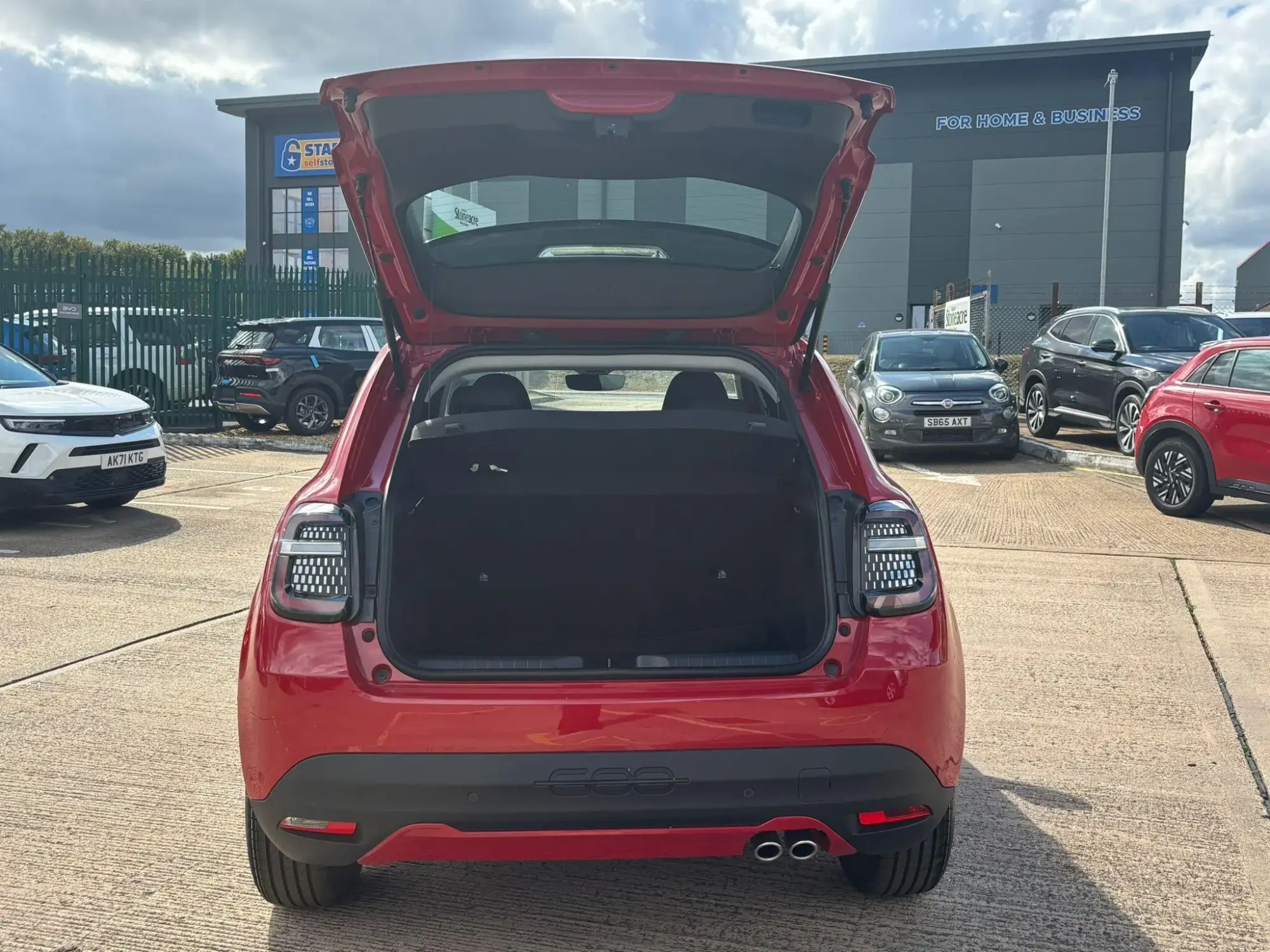Fiat 600 Petrol Image 9 Fiat 600 Petrol Image 9