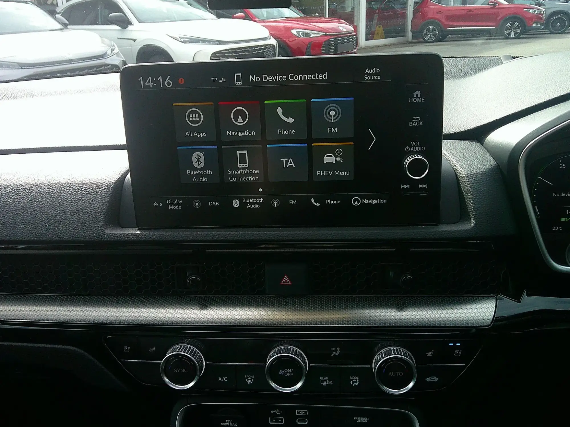 Honda CR-V Plug-in Hybrid Image 20 Honda CR-V Plug-in Hybrid Image 20