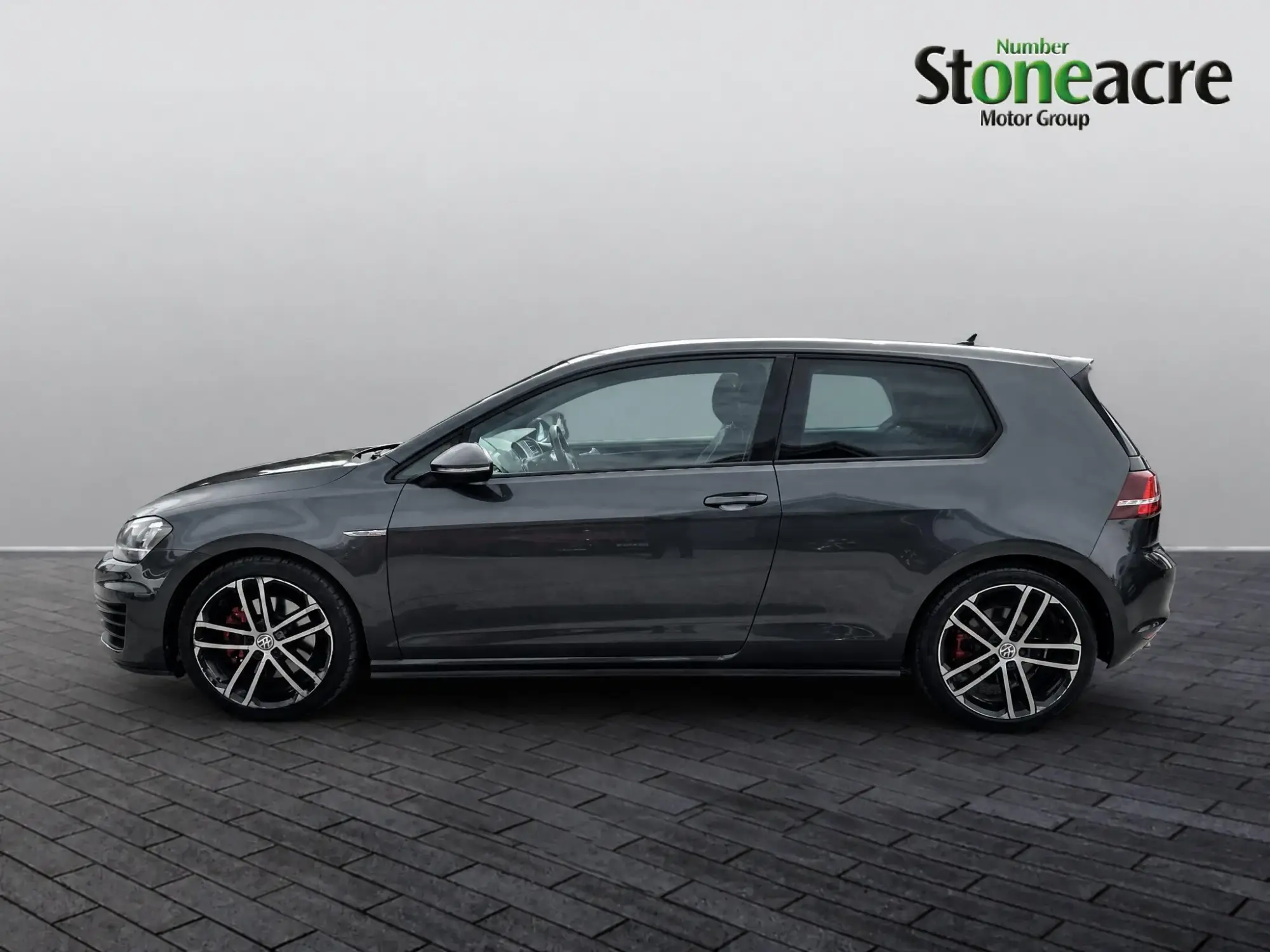 Volkswagen Golf Image 4