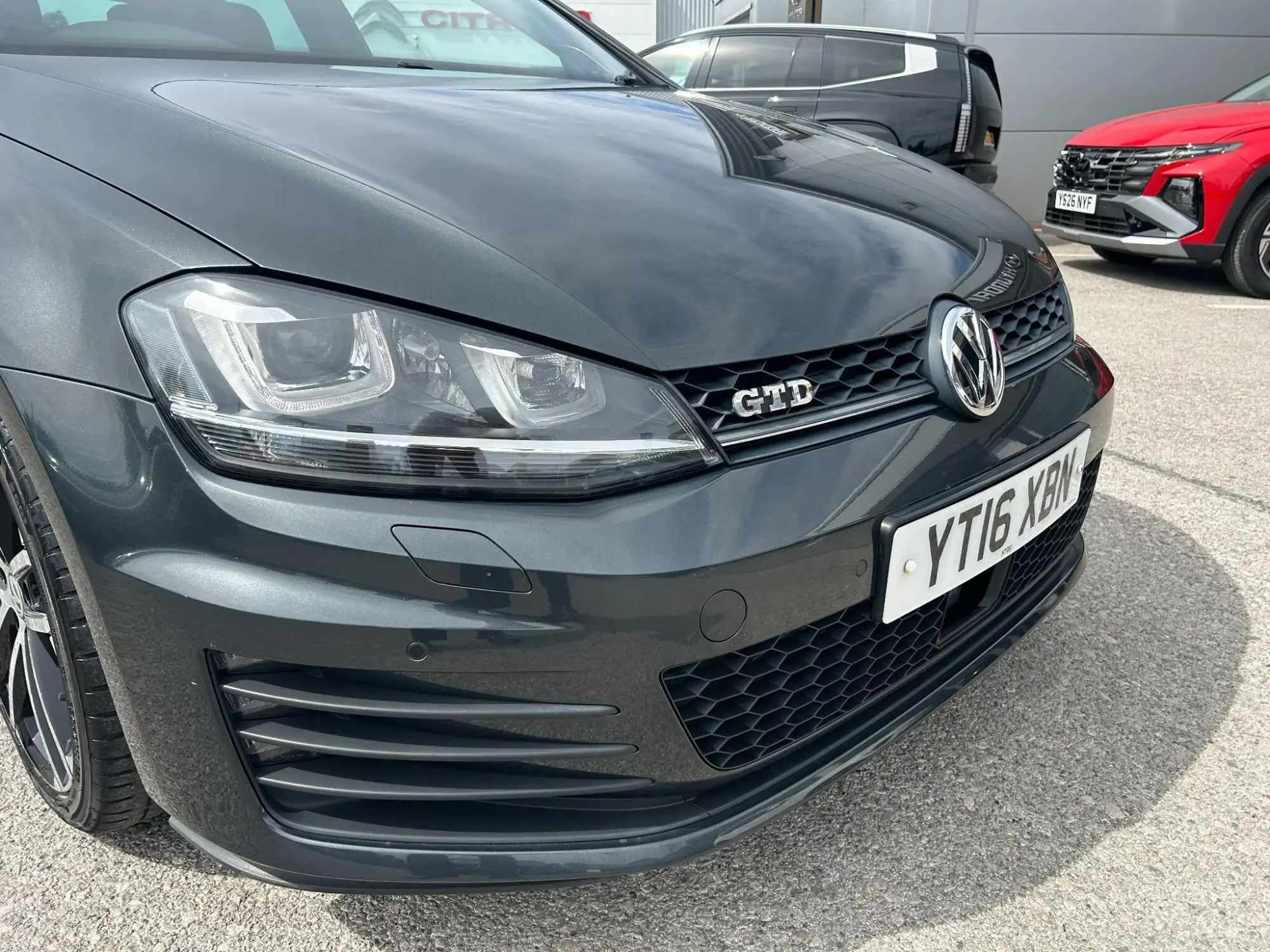 Volkswagen Golf Image 9