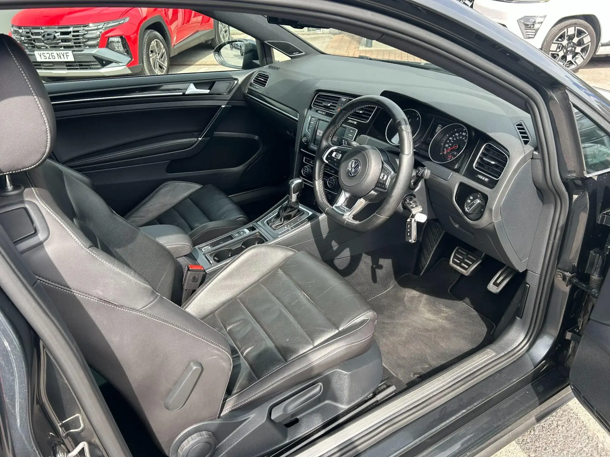 Volkswagen Golf Image 16