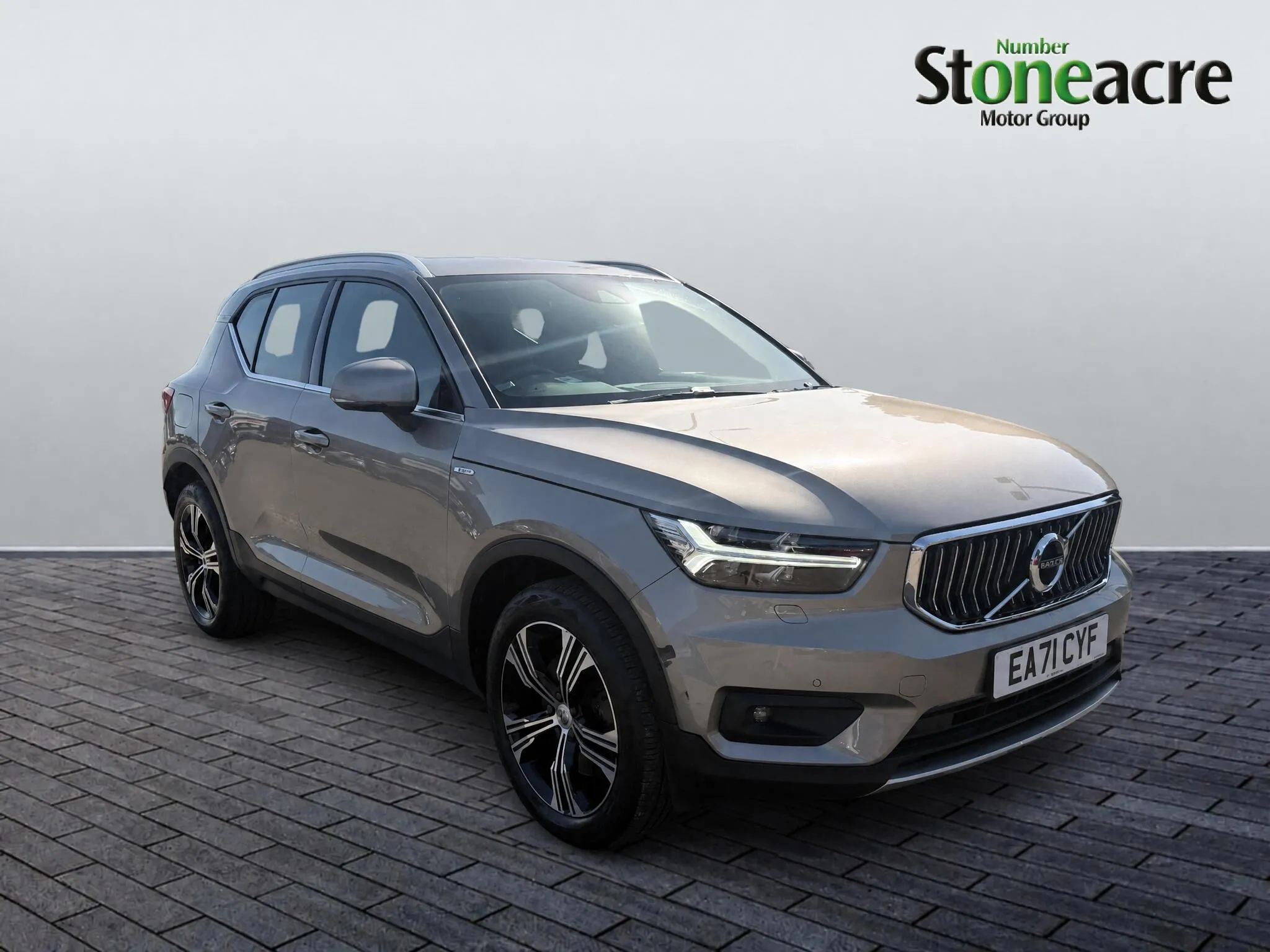 Volvo XC40 Recharge listing photo